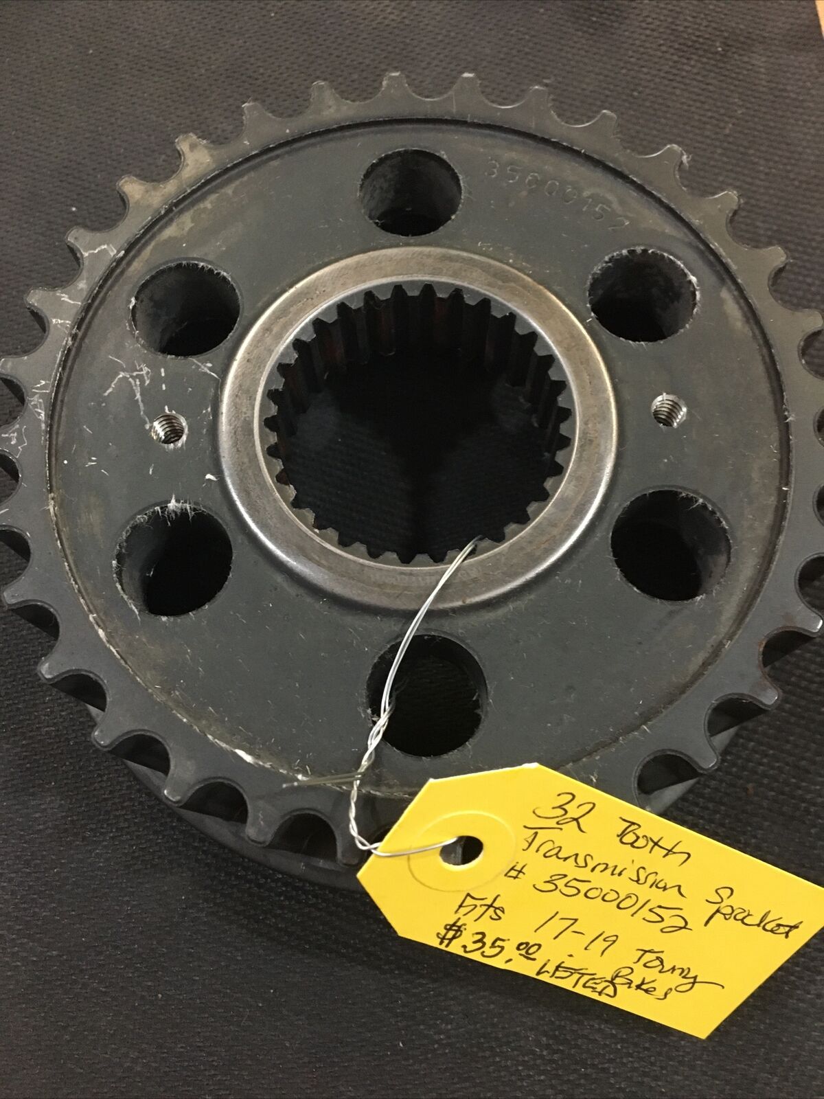 Harley Davidson OEM 32 tooth transmission sprocket #35000152