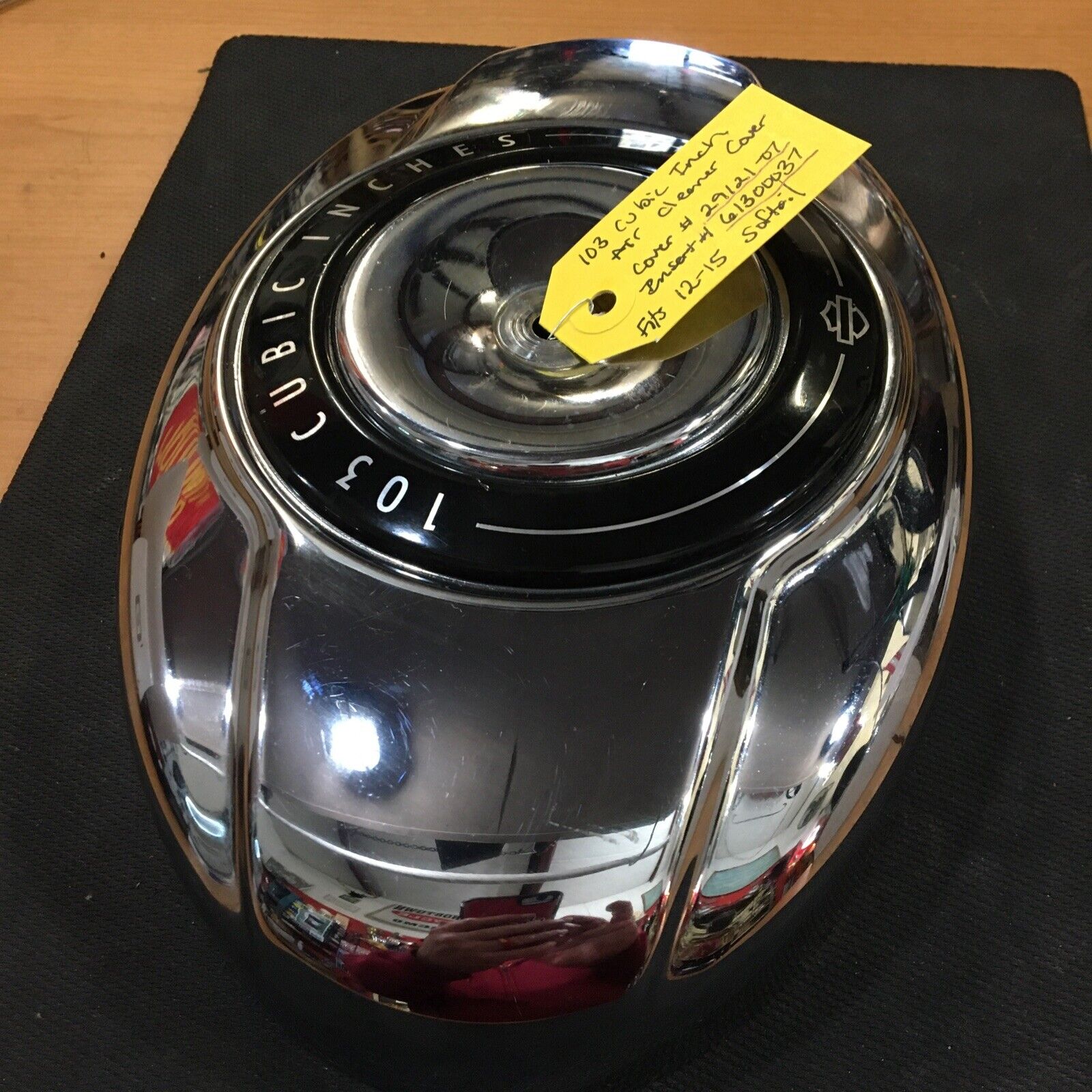 Harley Davidson OEM Air cleaner cover #29121-07/61300037