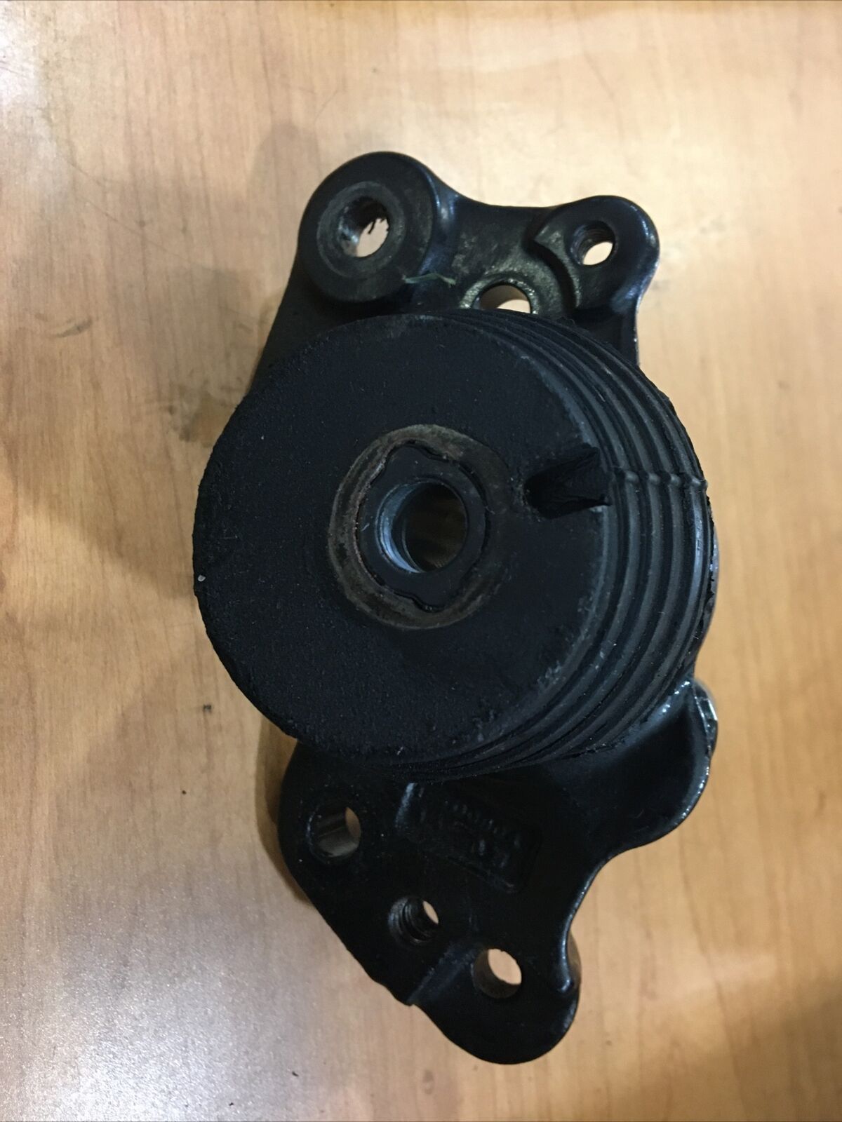 Harley Davidson OEM RH front engine motor mount #16400004