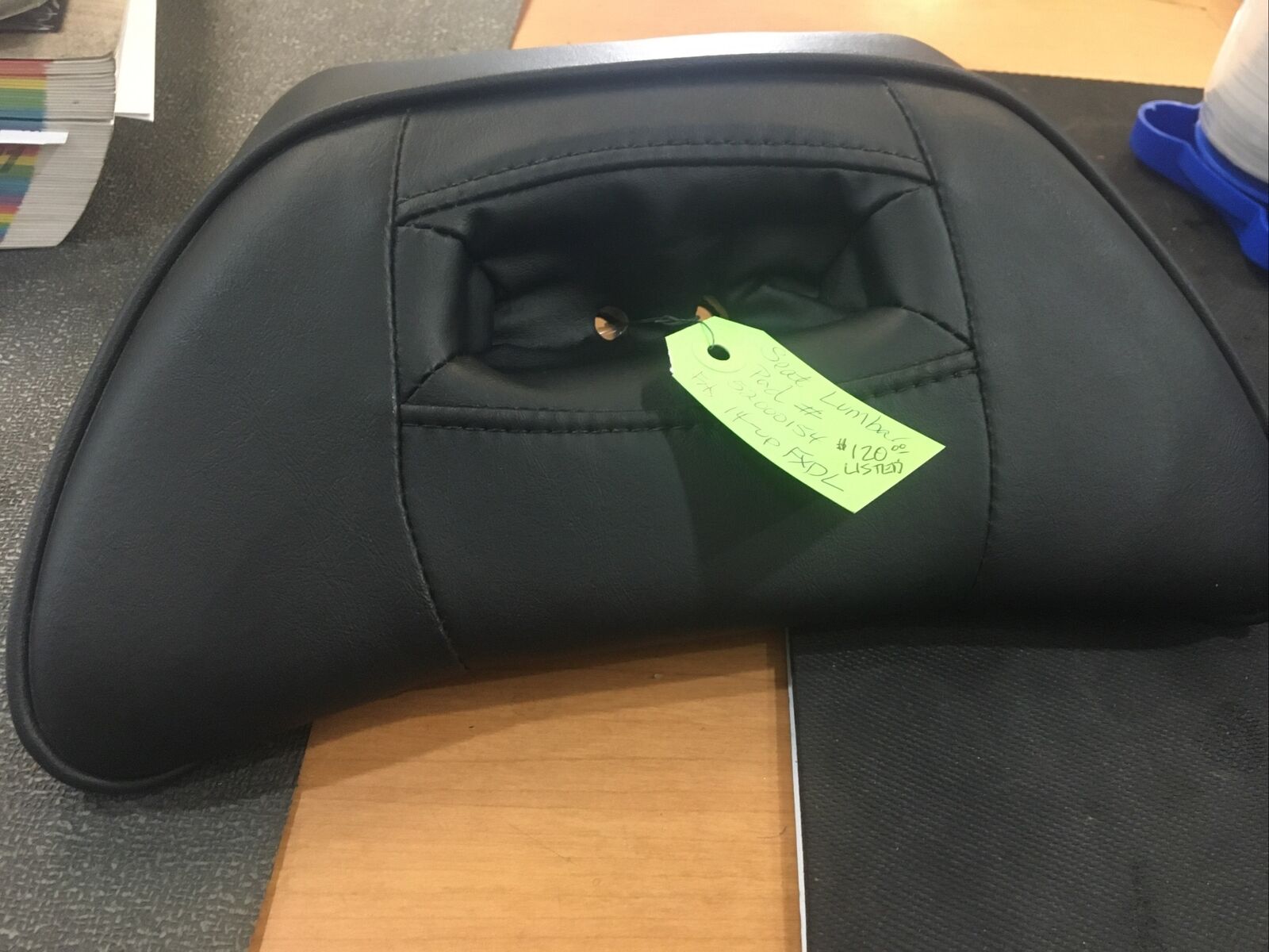 Harley Davidson OEM backrest lumbar pad driver seat #52000154