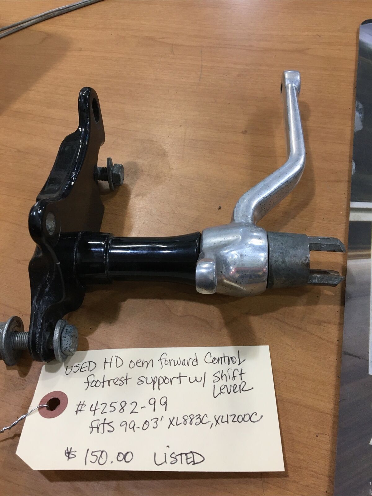 Harley Davidson oem Forward Control Footrest Support With Shift Lever #42582-99