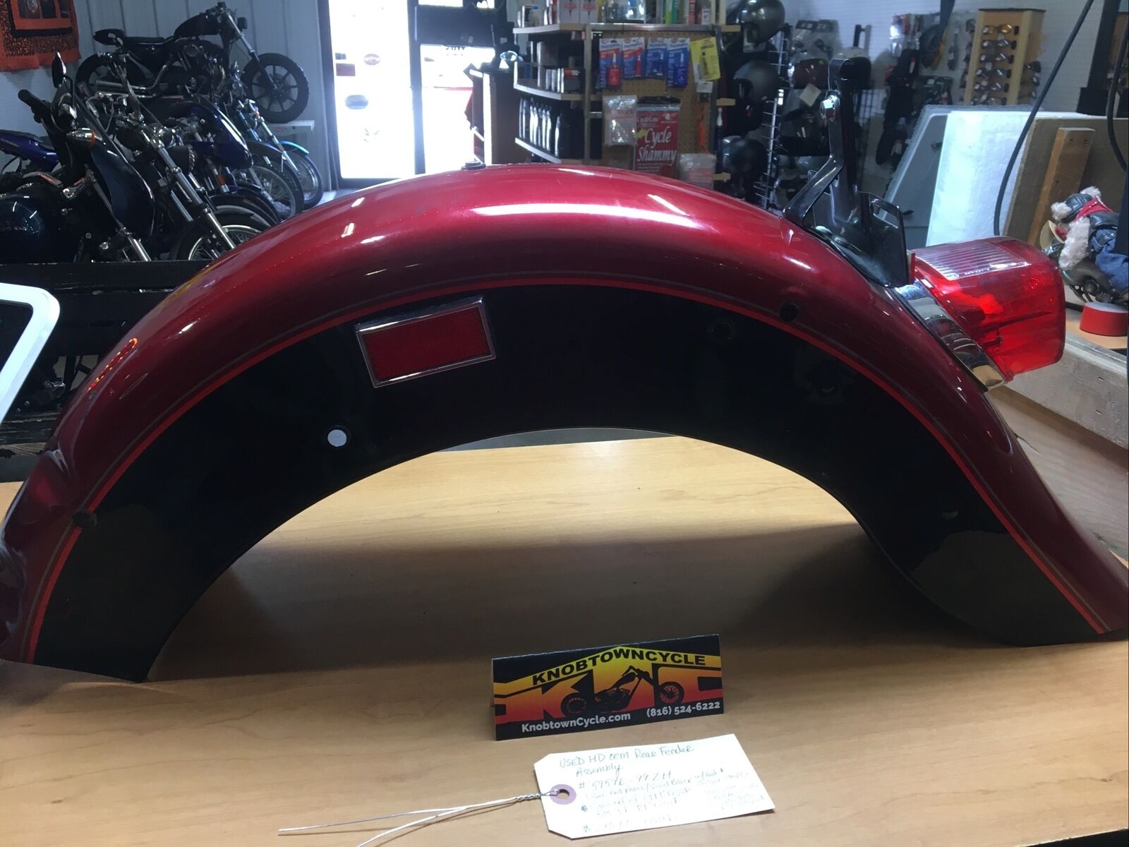 Harley Davidson oem Rear Fender Assembly #59596-99ZH