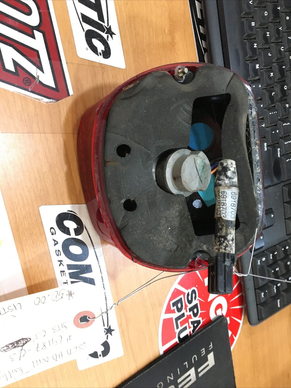 Harley Davidson oem Taillight Assembly #69187-03