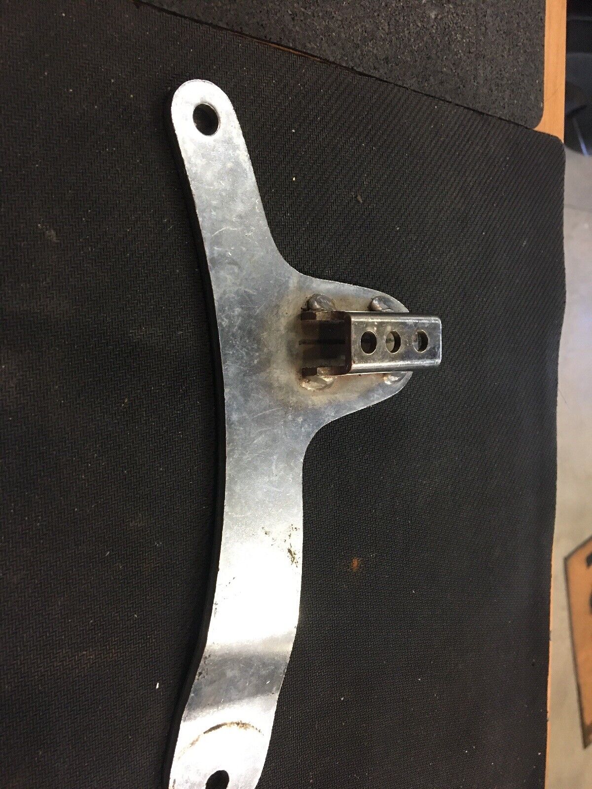 Sissy Bar Sideplate LH For Harley Davidson