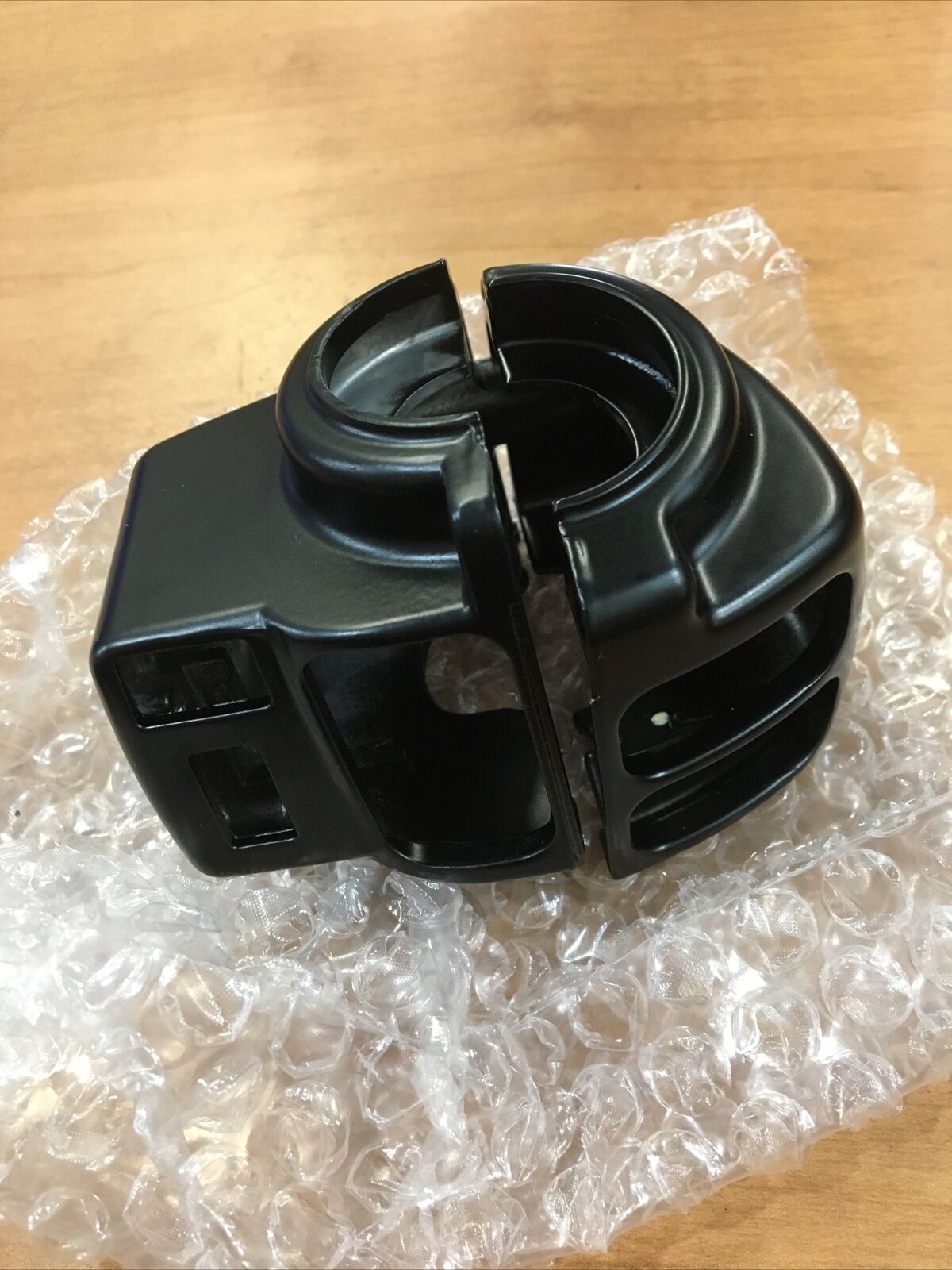 Harley Davidson OEM LH switch housings #71567-96/71594-98A