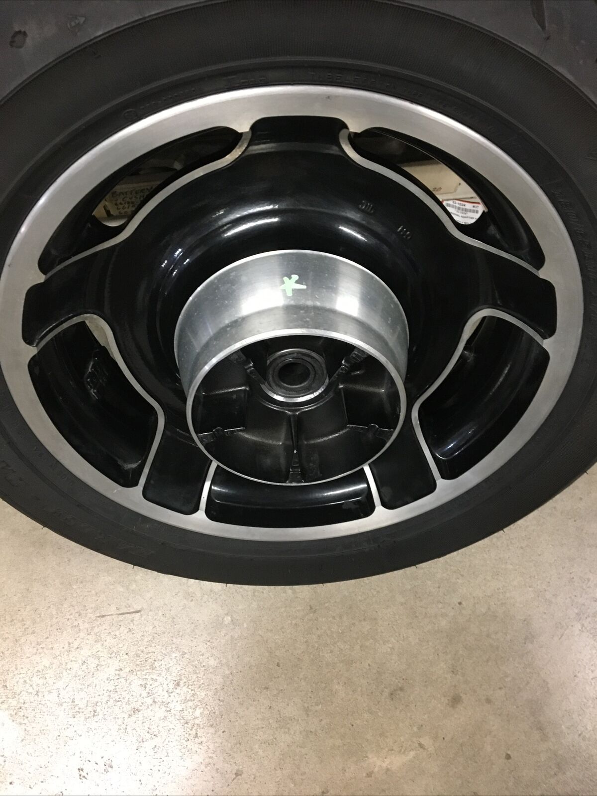 Harley Davidson OEM Rear Wheel Airstrike #41288-09