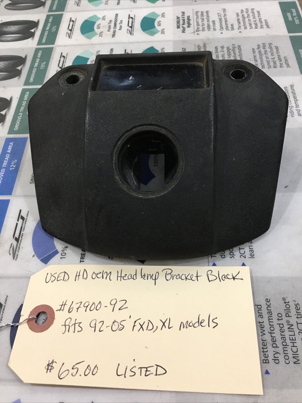 Harley Davidson oem Headlamp Bracket Black #67900-92