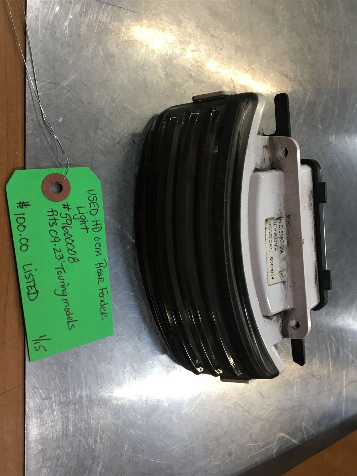 Harley Davidson oem Rear Fender Light #59600008