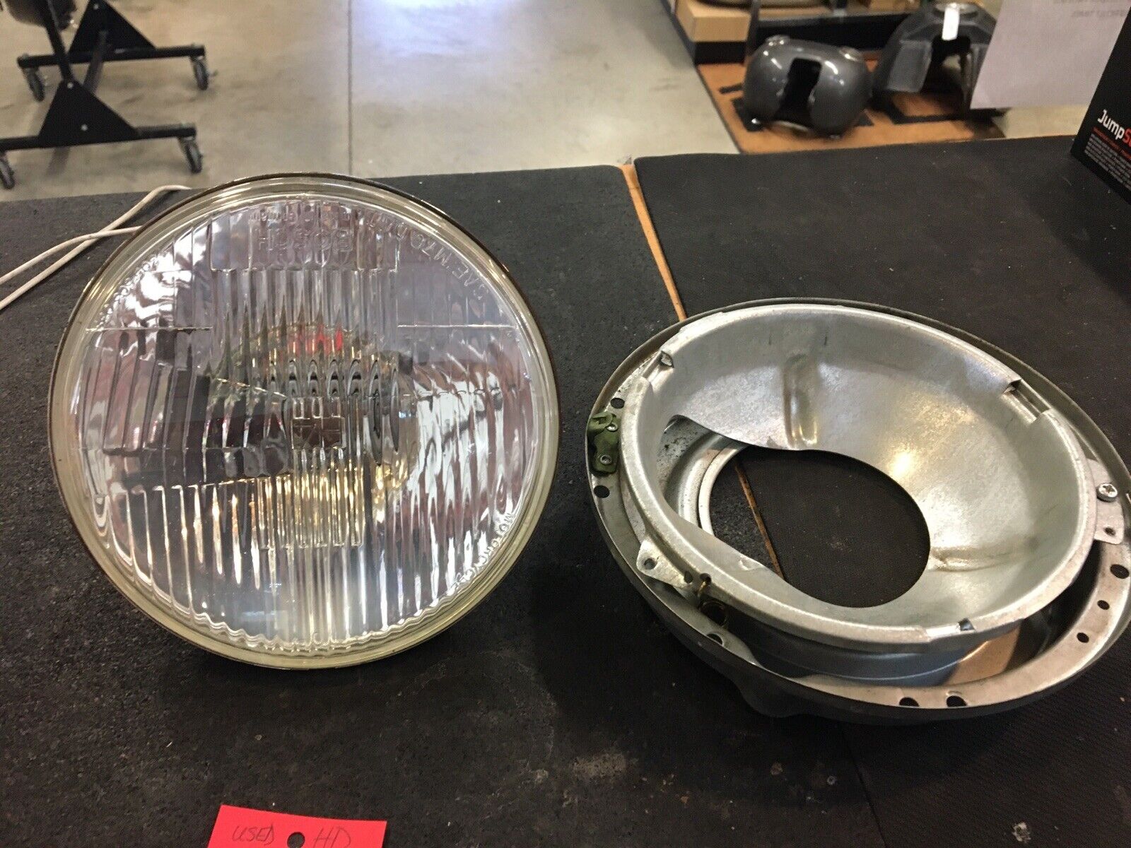 Harley Davidson OEM 7” Headlamp #67702-81A