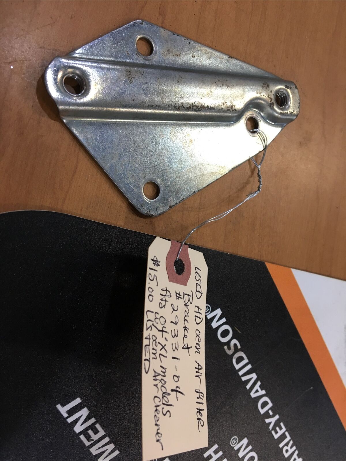 Harley Davidson OEM Air filter bracket #29331-04