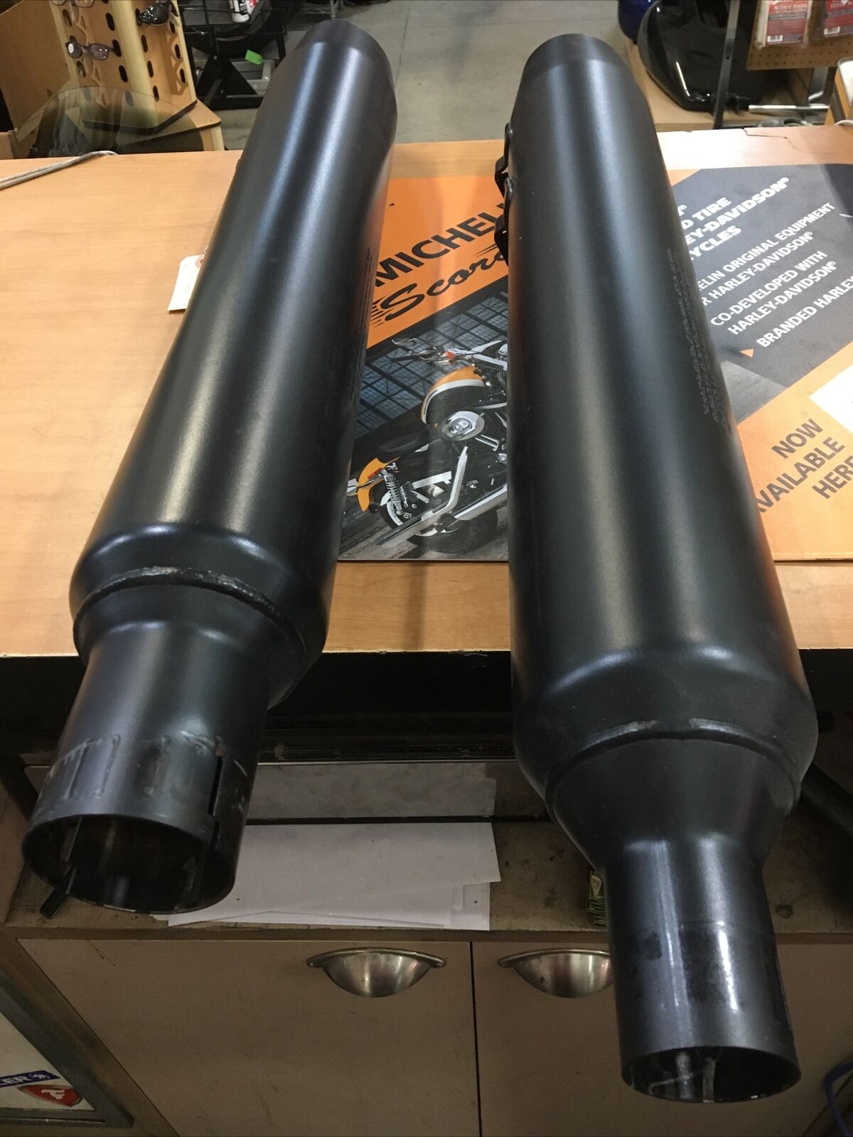 Harley Davidson OEM Black mufflers #64900765/64900766