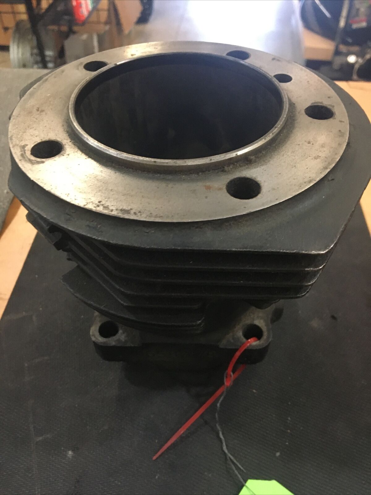 Harley Davidson OEM front cylinder 80” #16567-78