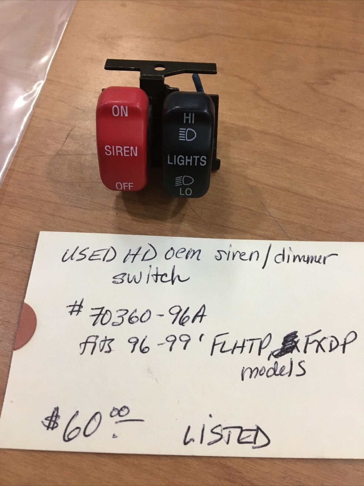 Harley Davidson OEM siren/dimmer switch #70360-96A