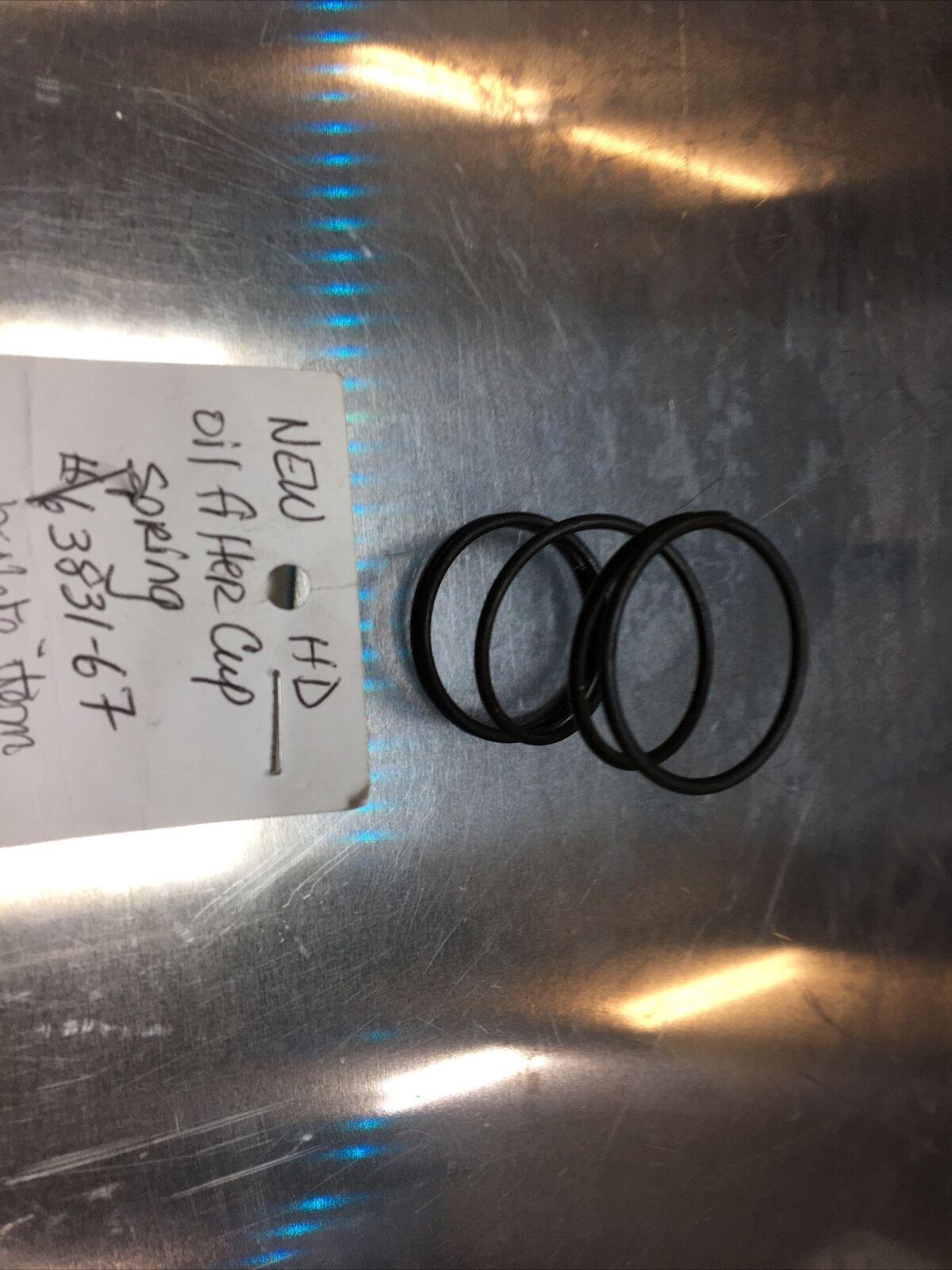 Harley Davidson oem Oil Filter Cup Spring #63831-67