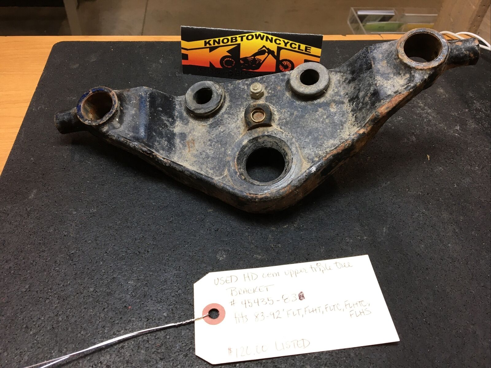 Harley Davidson oem Upper Triple Tree Bracket #45435-83