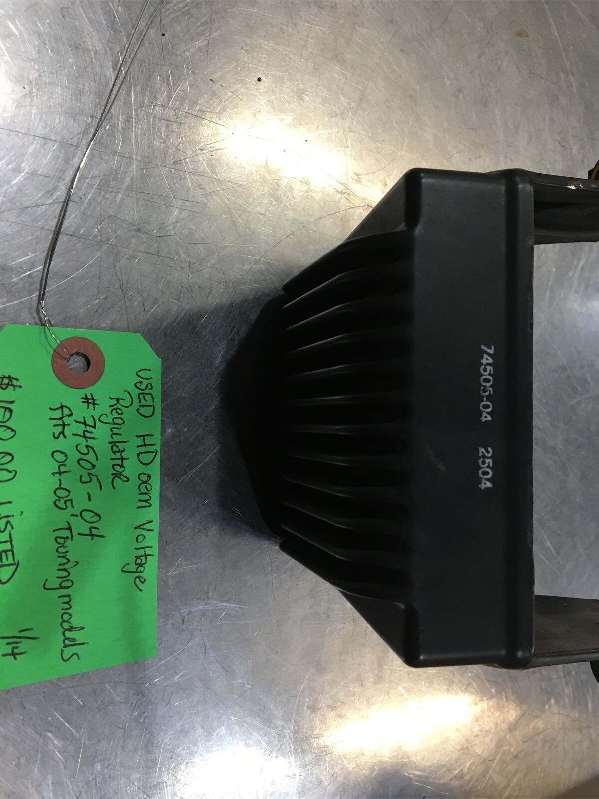 Harley Davidson oem Voltage Regulator #74505-04