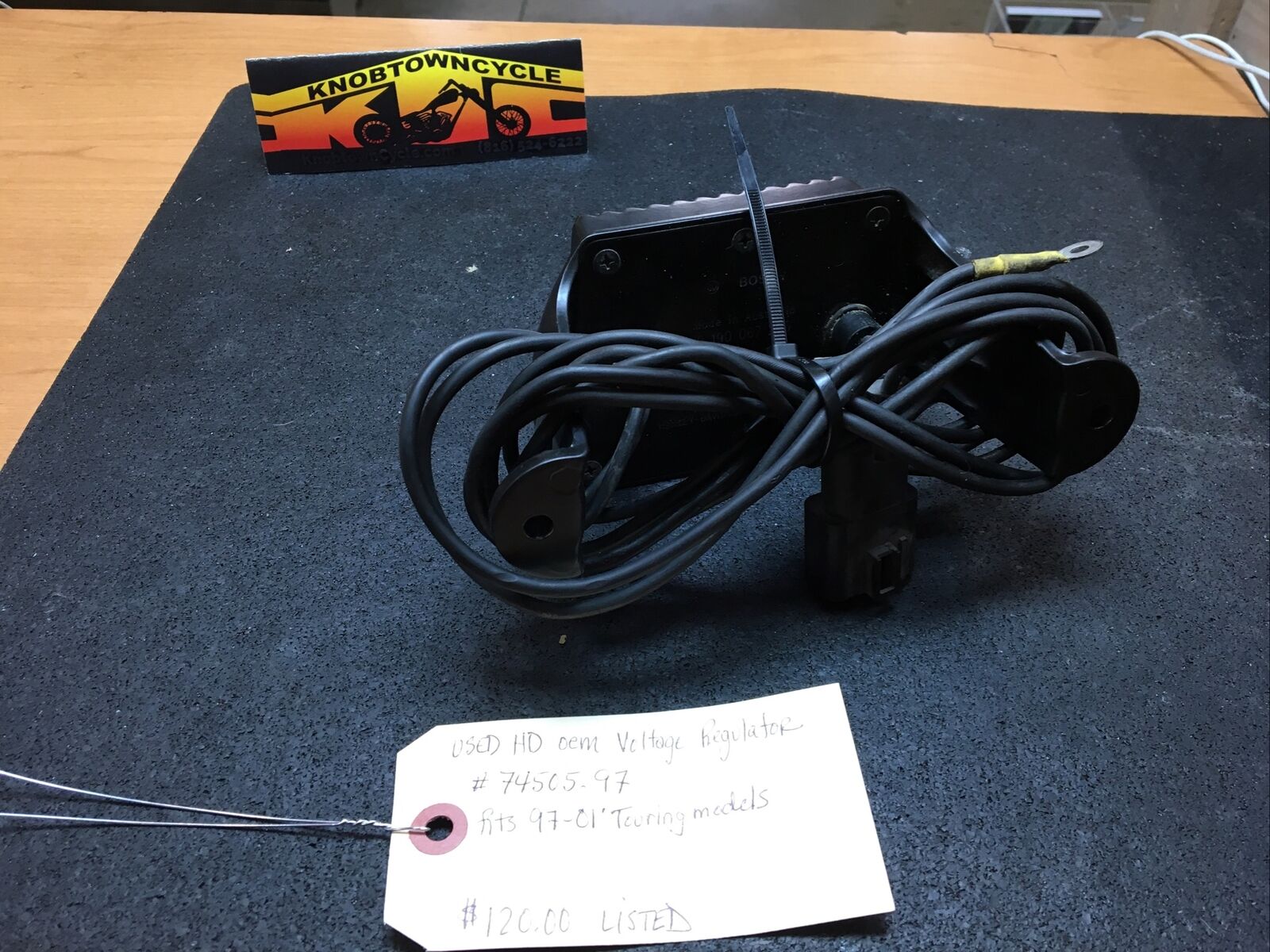 Harley Davidson oem Voltage Regulator #74505-97