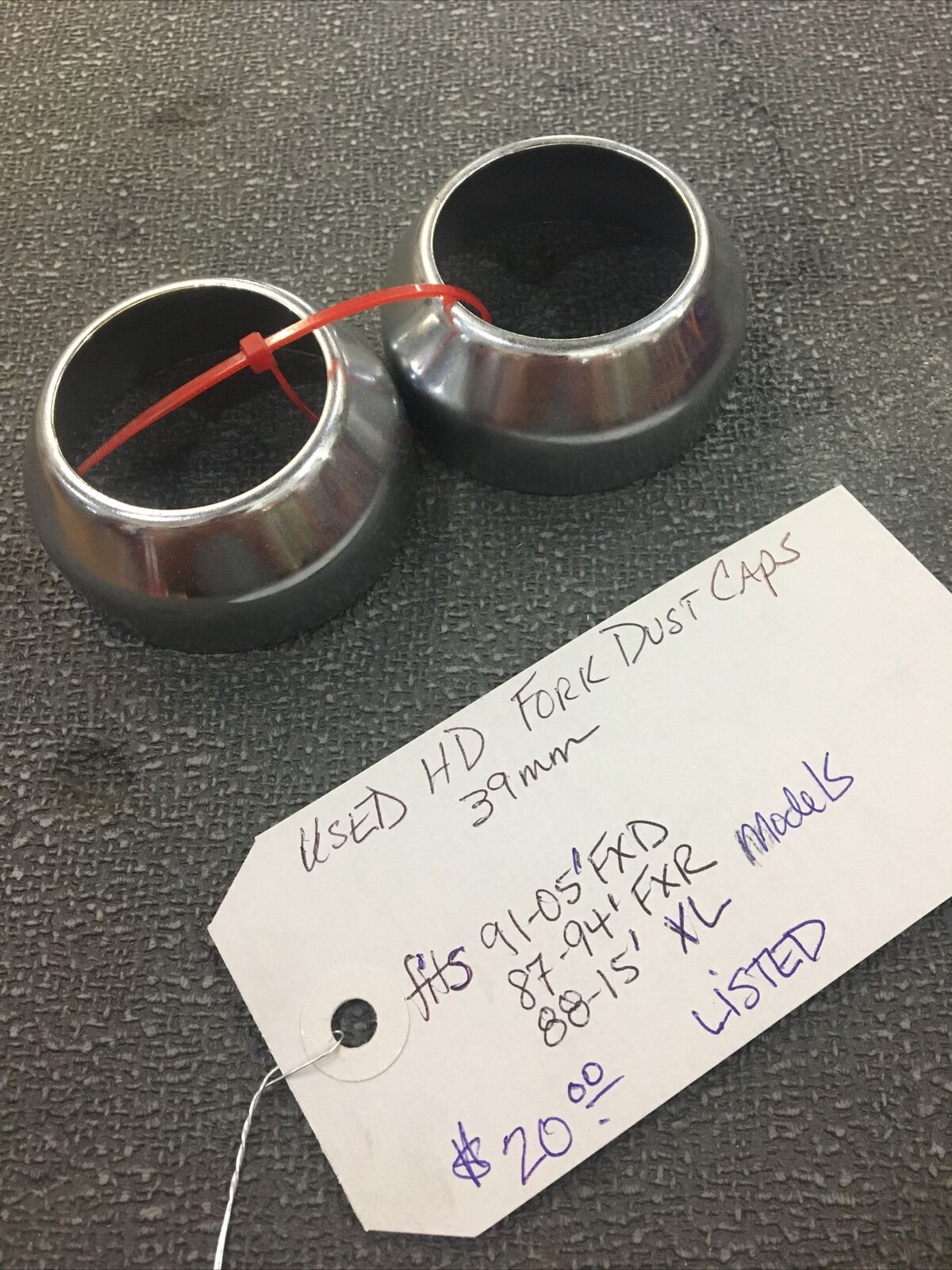 Harley Davidson Fork dust caps 39mm