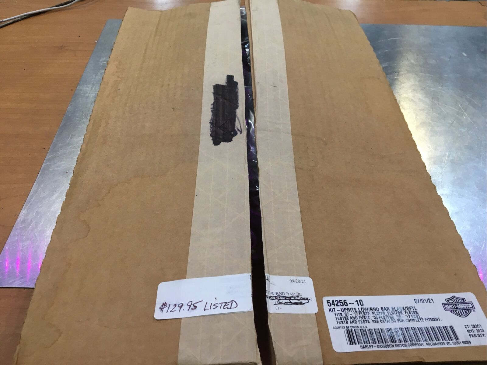 Harley Davidson OEM Low Mini-Medallion Style Sissy Bar Upright Black #54256-10