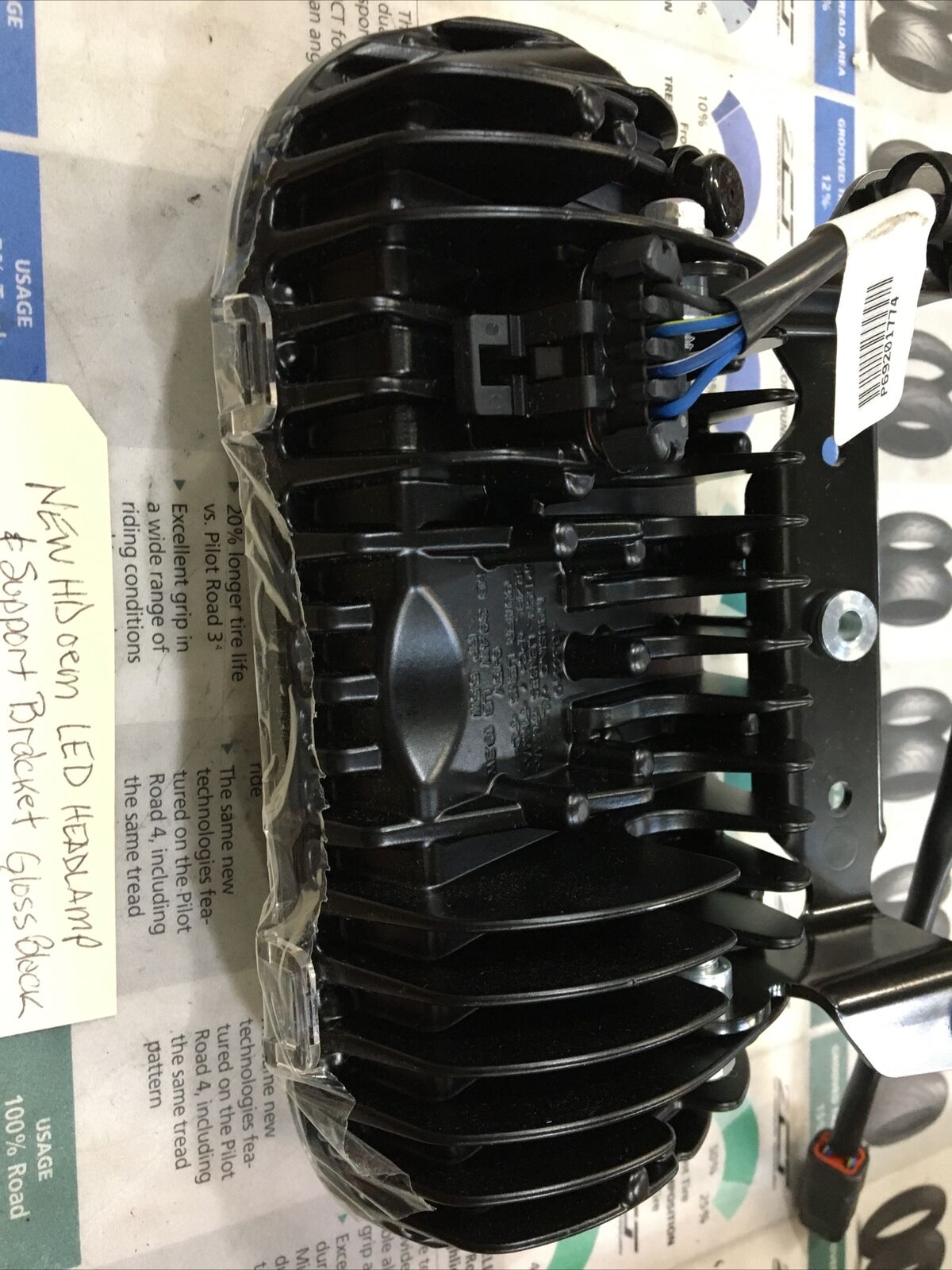 Harley Davidson oem LED Headlamp And Support Bracket Gloss Black #67700288