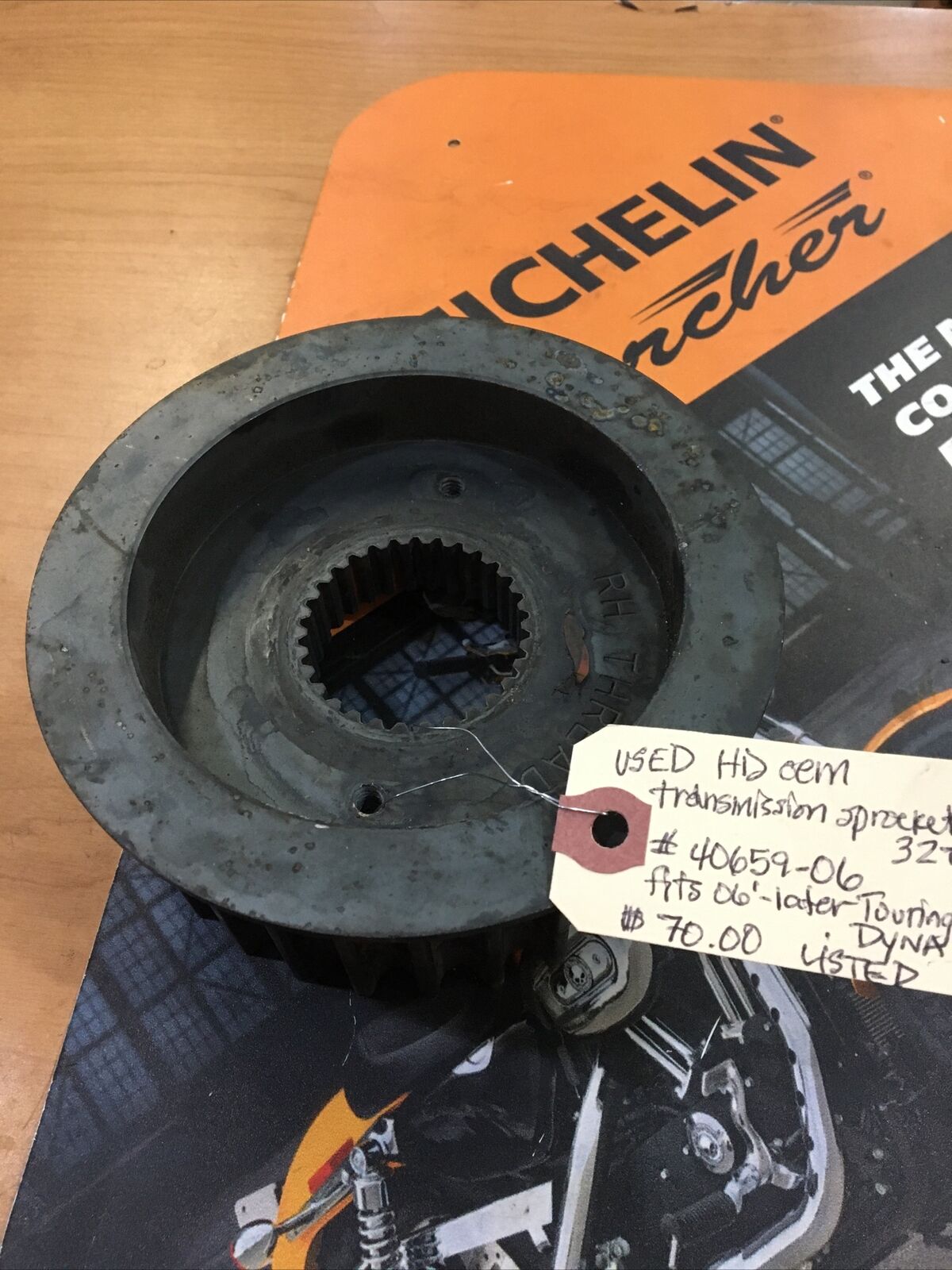 Harley Davidson oem transmission sprocket 32 tooth #40659-06