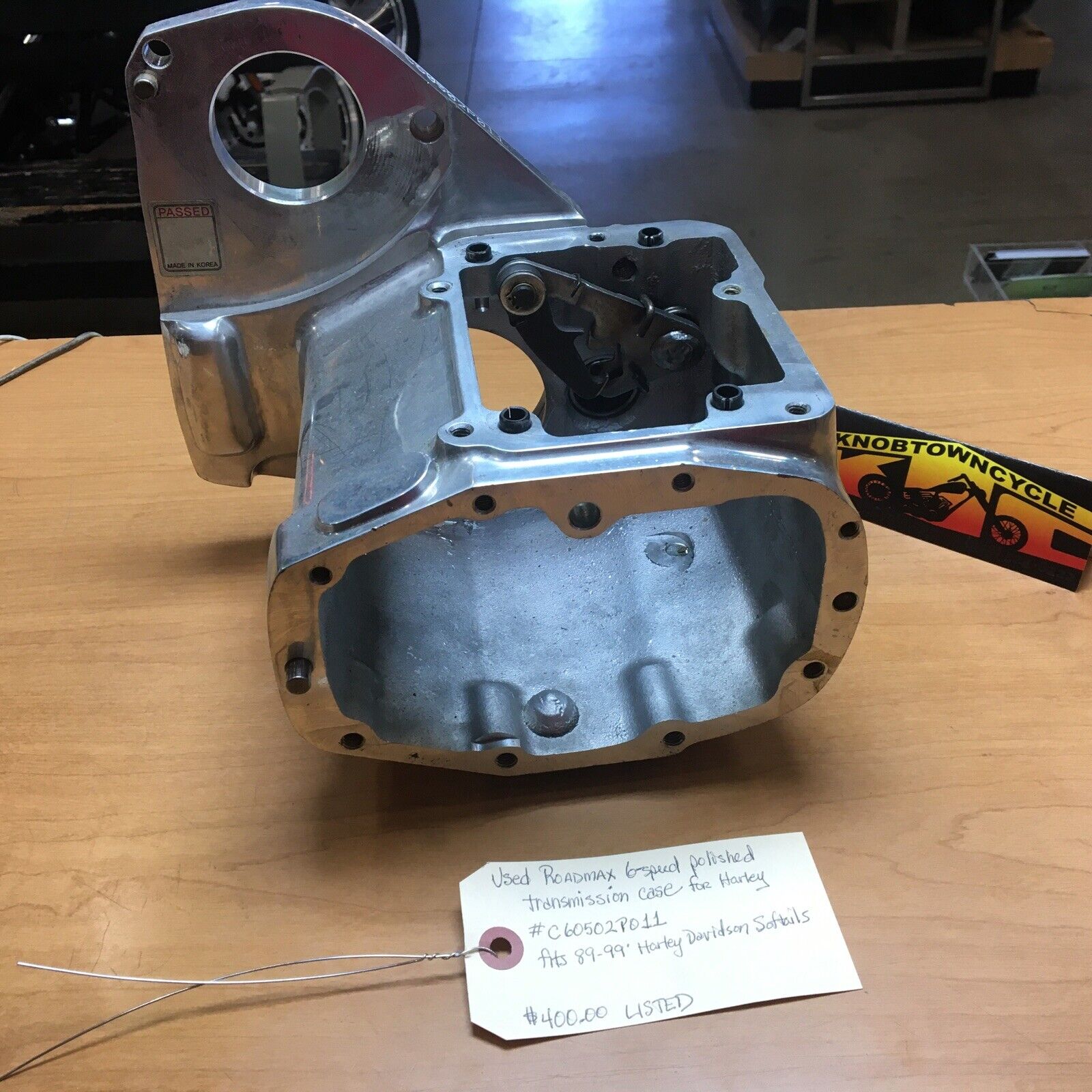 Roadmax 6-Speed Polished Transmission Case For Harley #C60502P011