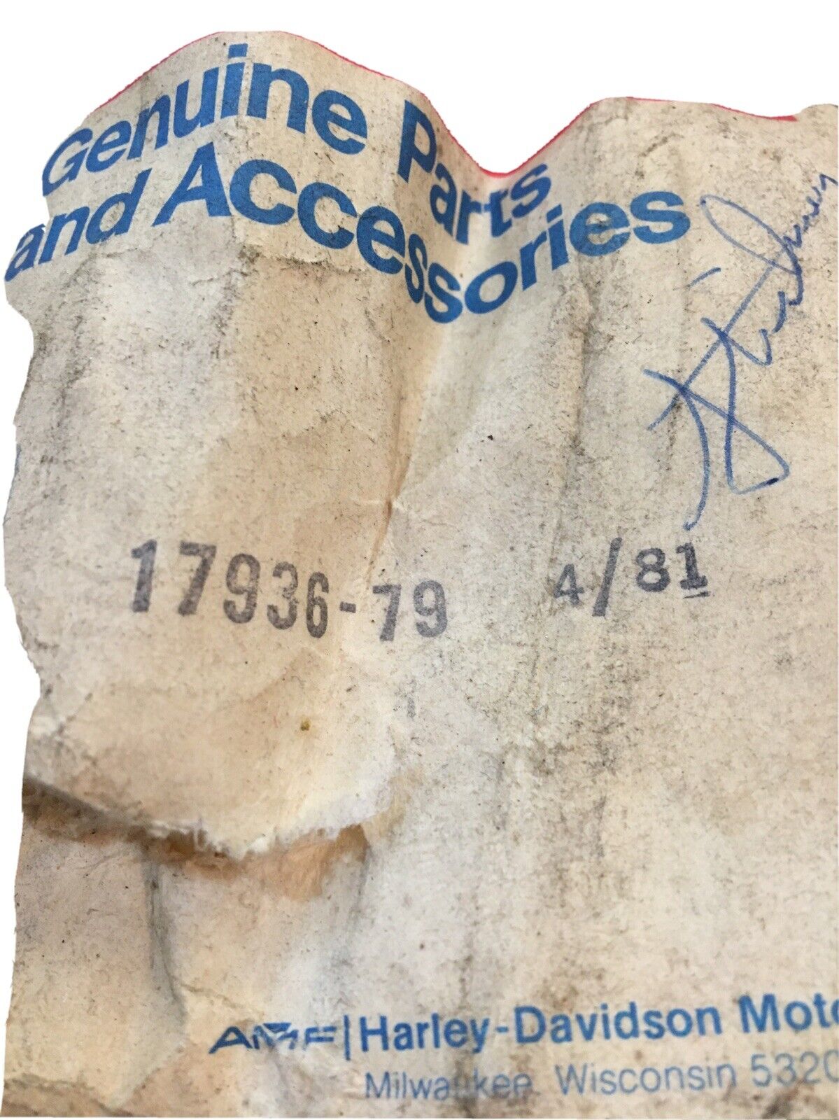 Harley Davidson OEM black push rod tube cover bottom #17936-79