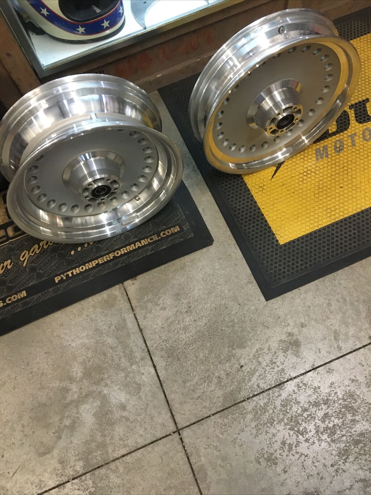 Used Stock Wheels, Revamp Your Harley Davidson with Authentic OEM Used Stock Wheels: Worldwide Shipping Available!