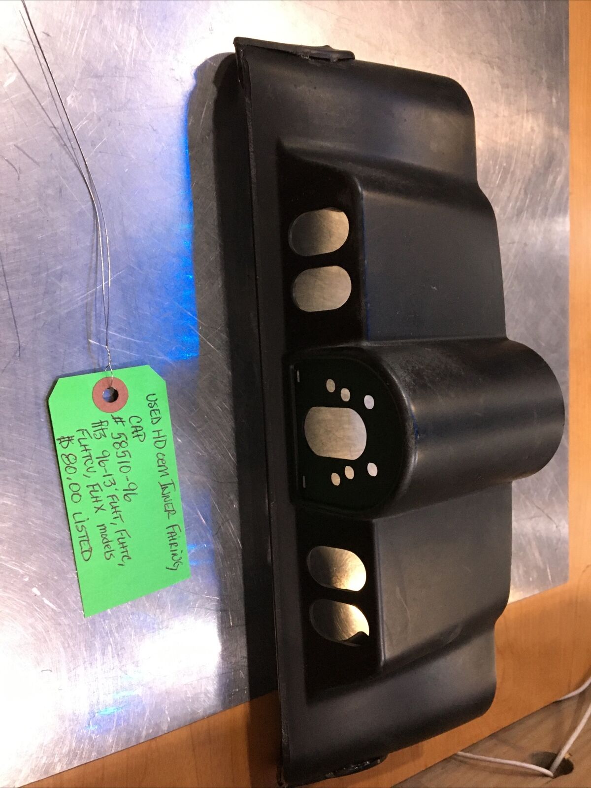 Harley Davidson oem Inner Fairing Cap #58510-96