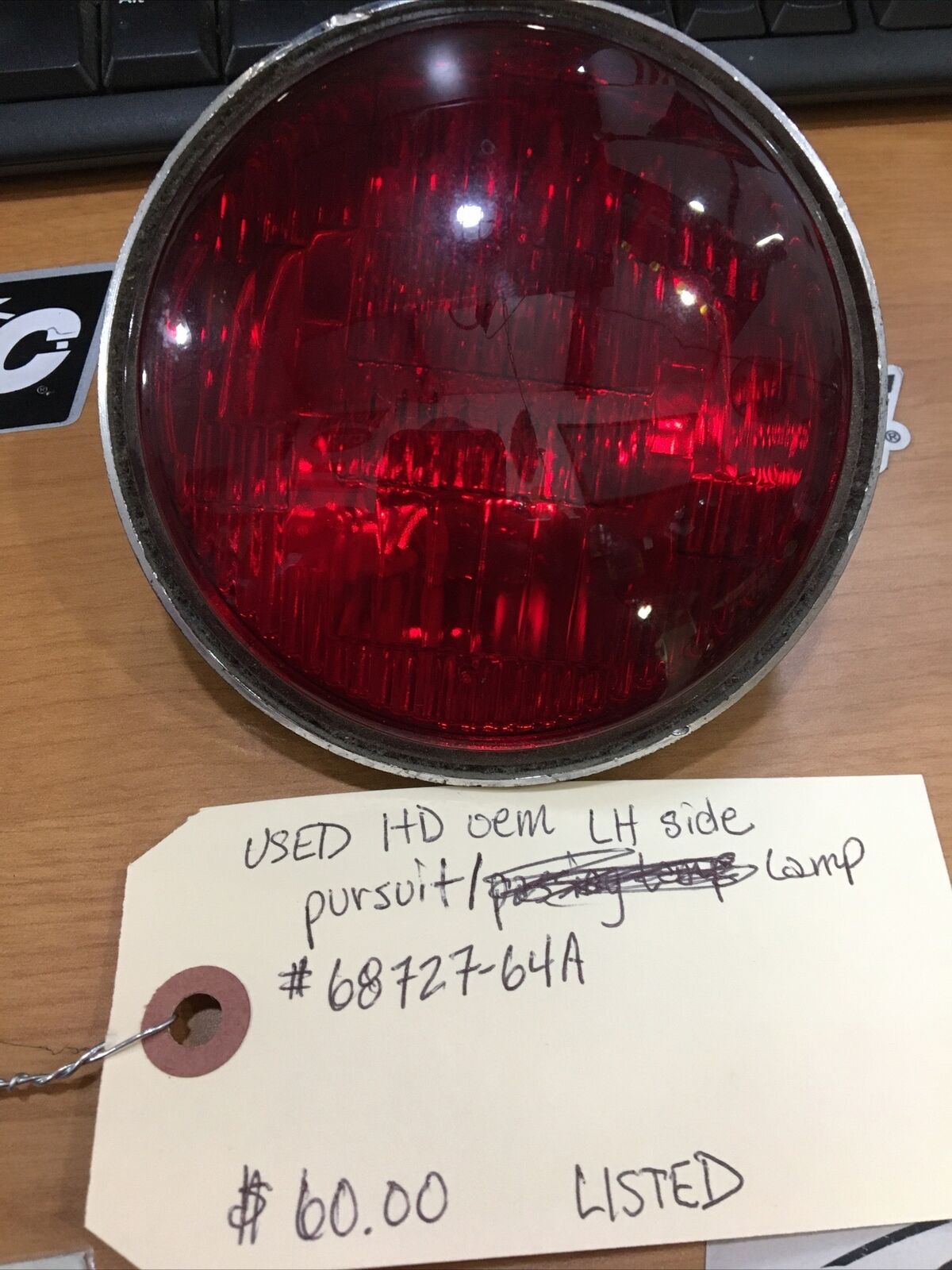 Harley Davidson oem LH Side Pursuit Lamp #68727-64A