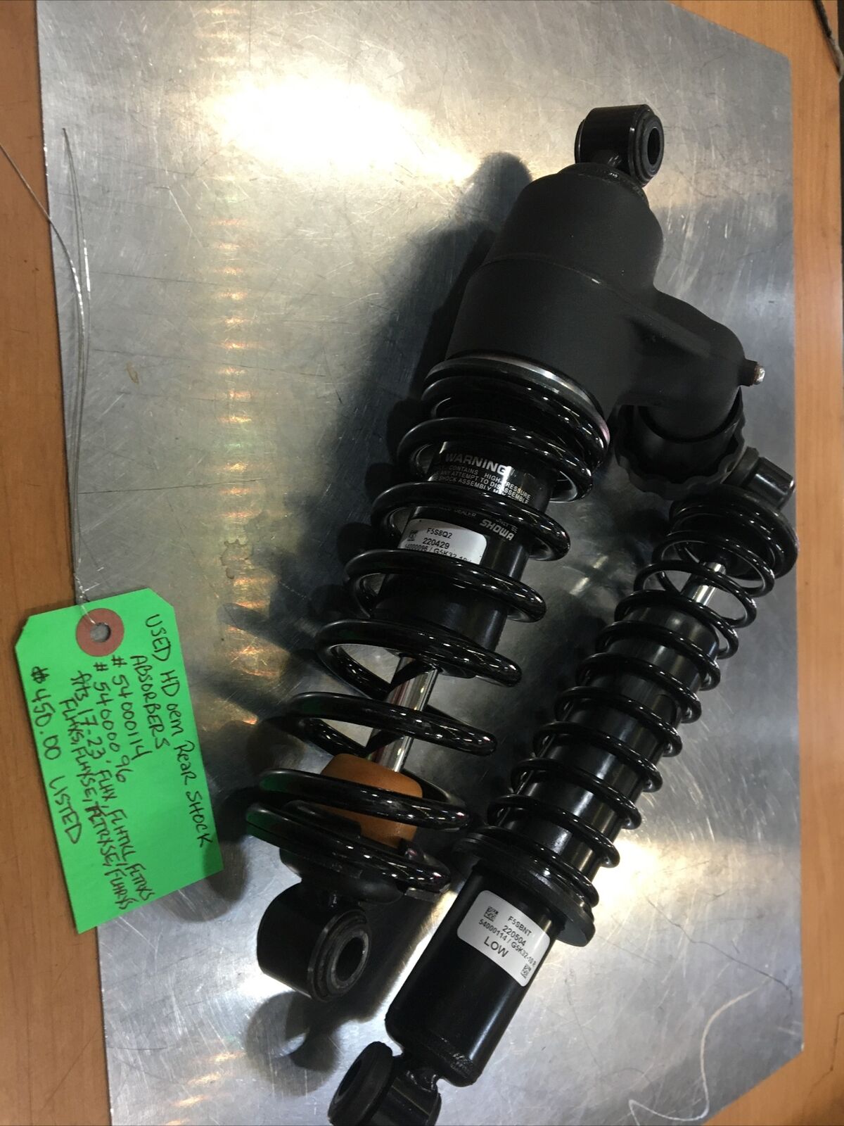 Harley Davidson oem Rear Shock Absorbers #54000114/54000096