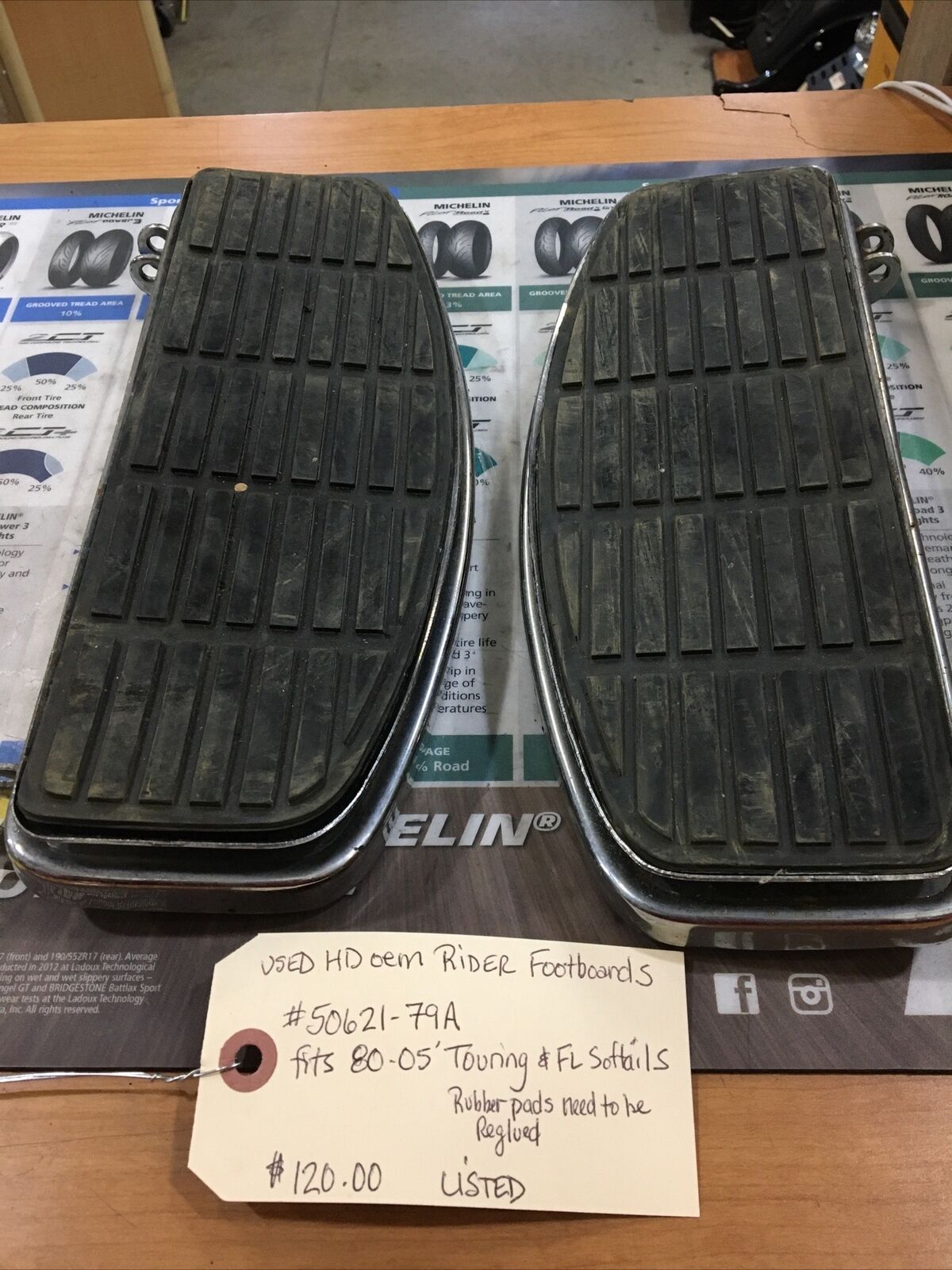 Harley Davidson oem Rider Footboards #50621-79A