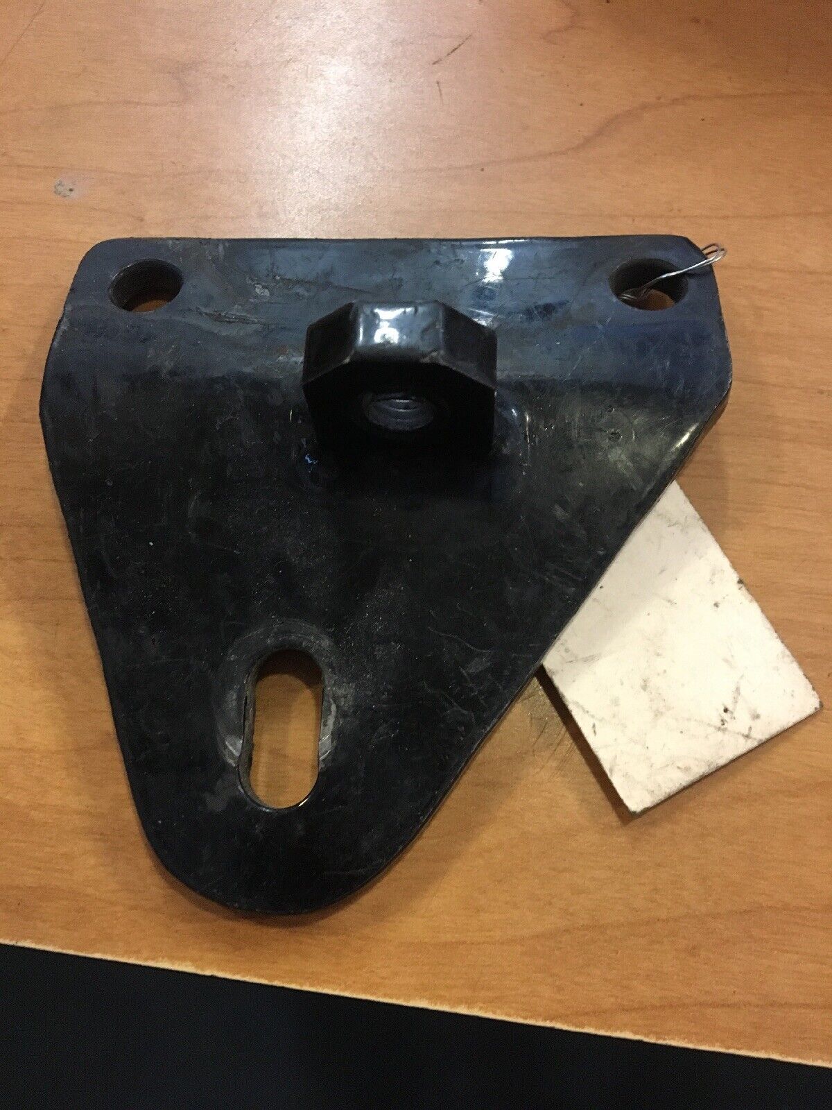 HARLEY-DAVIDSON ELECTRA GLIDE OEM FRONT ENGINE MOUNT MOTOR BRACKET