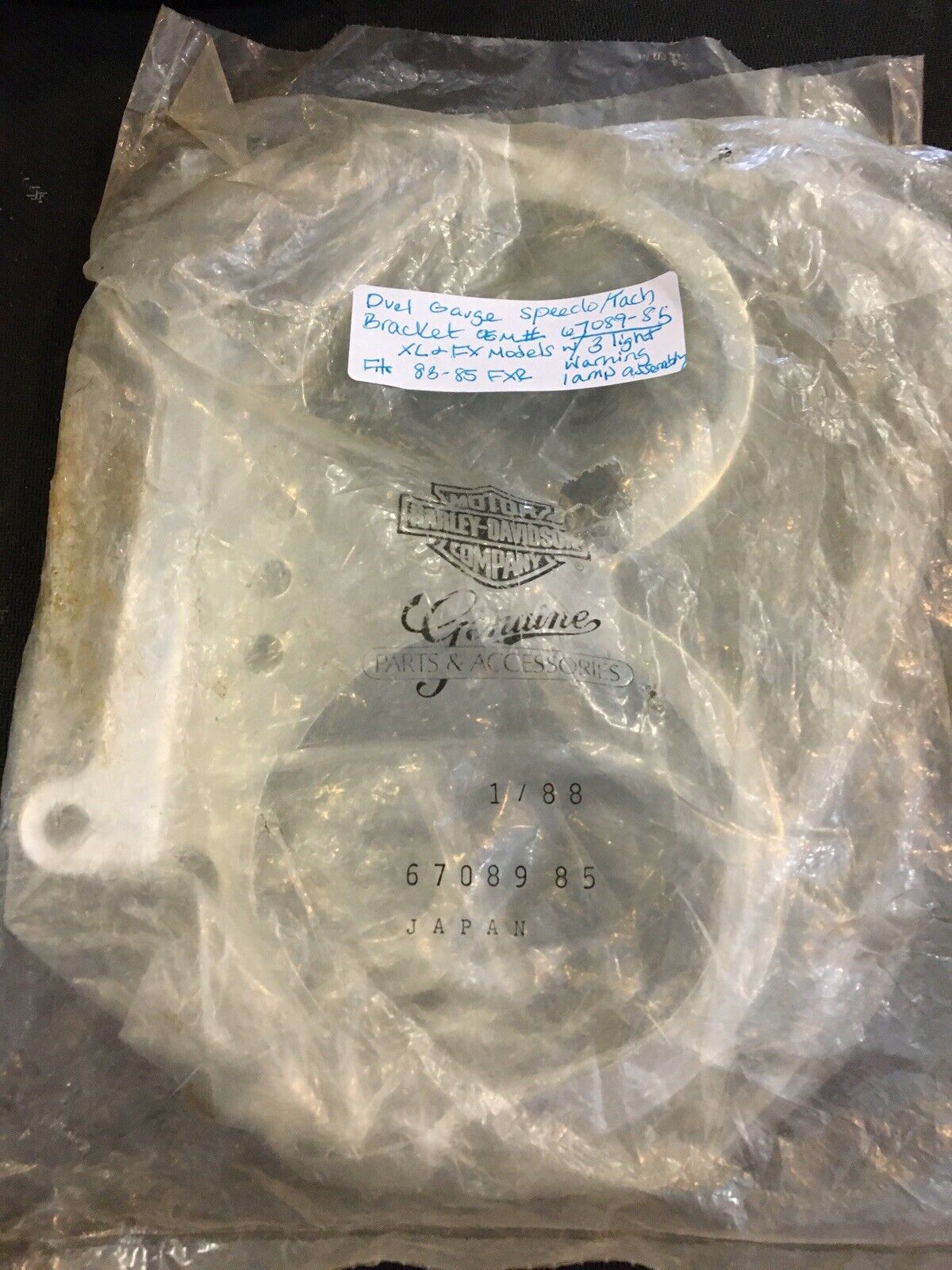 Harley Davidson Dual Gauge Bracket #67089-85