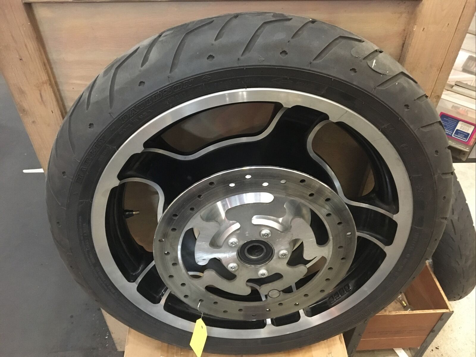 Harley Davidson OEM front wheel Airstrike #47871-10 18” X 3.5”