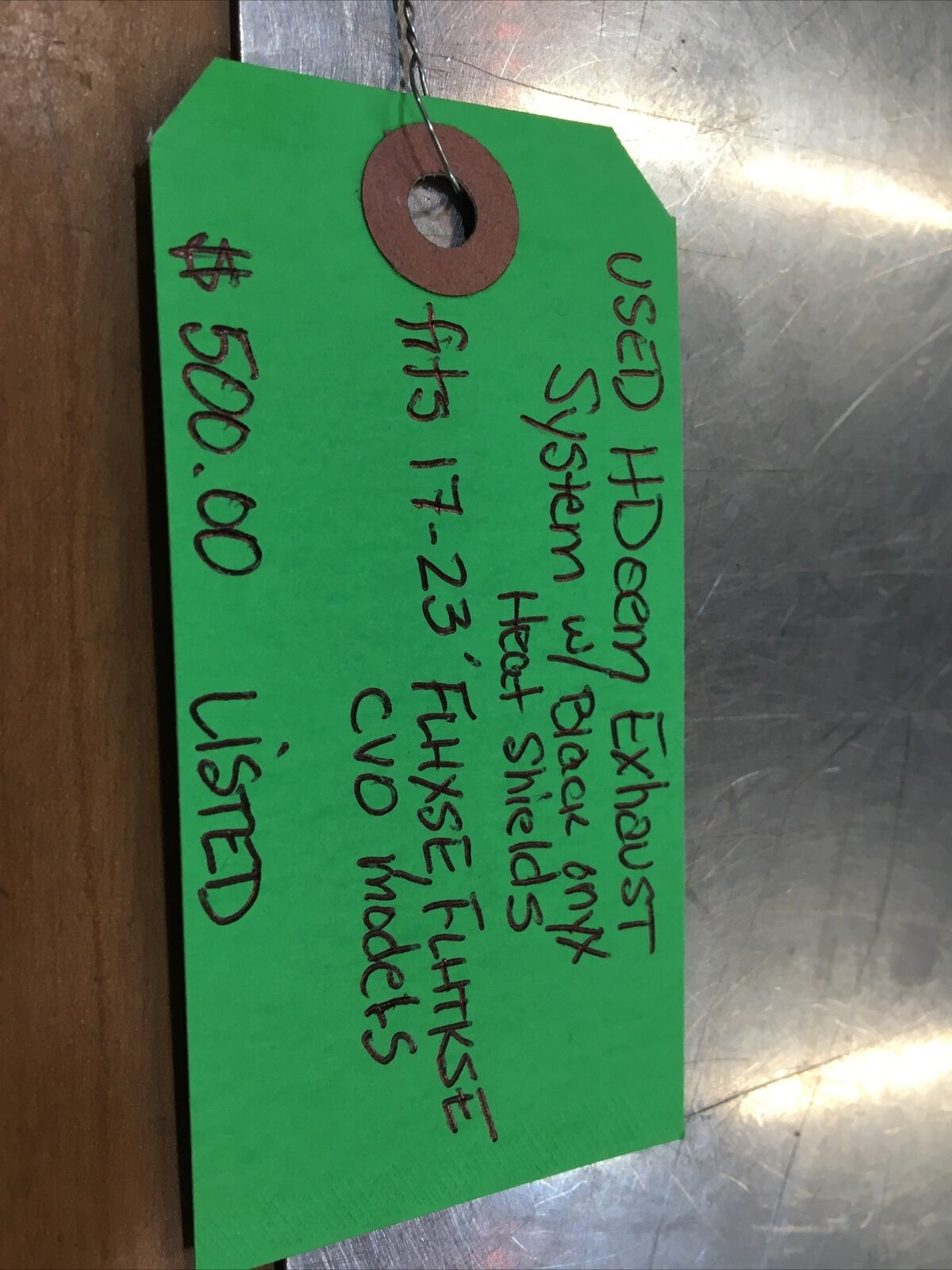 Used Stock Exhausts, Revamp Your Harley Davidson: Shop Used Stock Exhausts with Worldwide Shipping