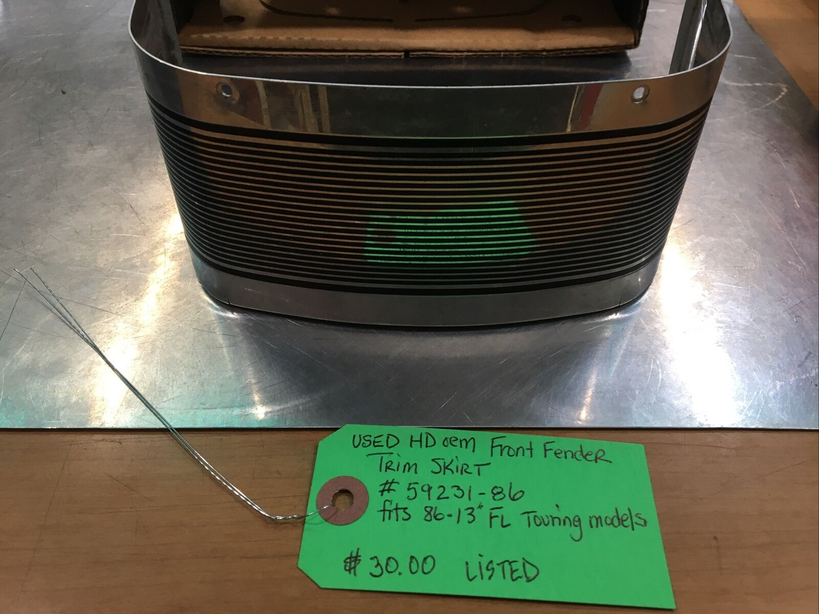 Harley Davidson oem Front Fender Trim Skirt #59231-86