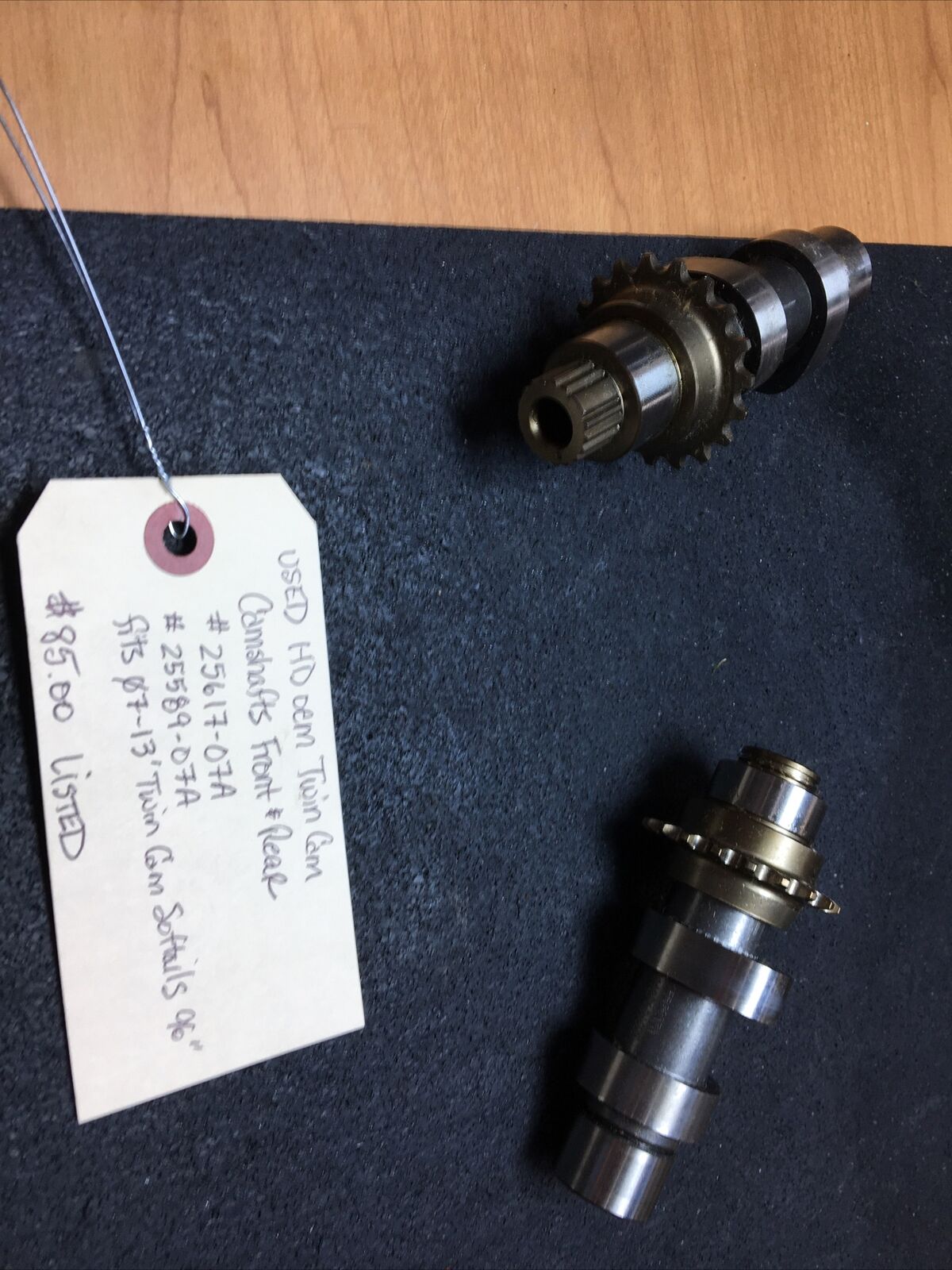 Harley Davidson oem Twin Cam Camshafts Front & Rear #25617-07A/25589-07A