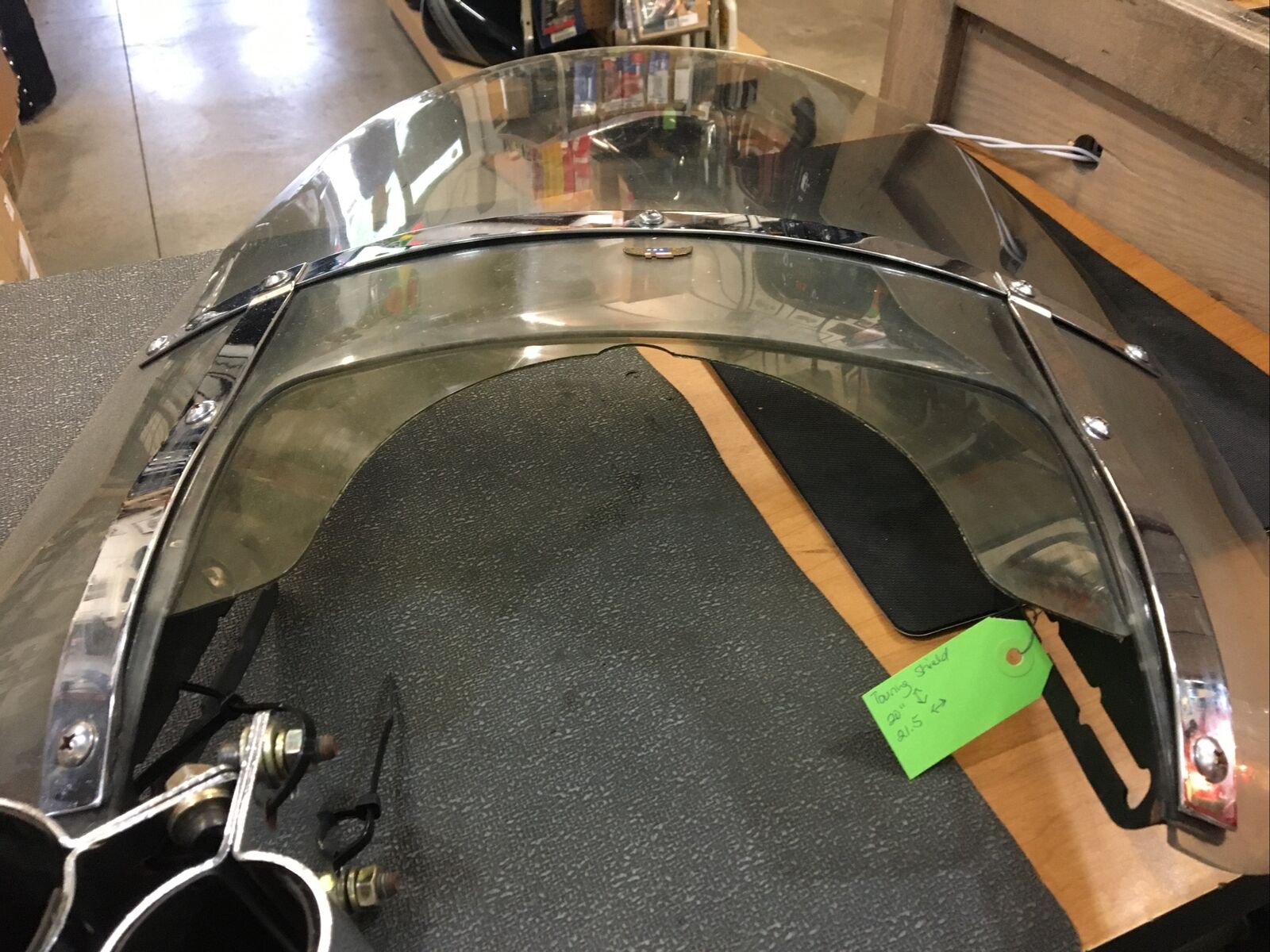 National Cycle windshield with Heavy duty mounts #N2210