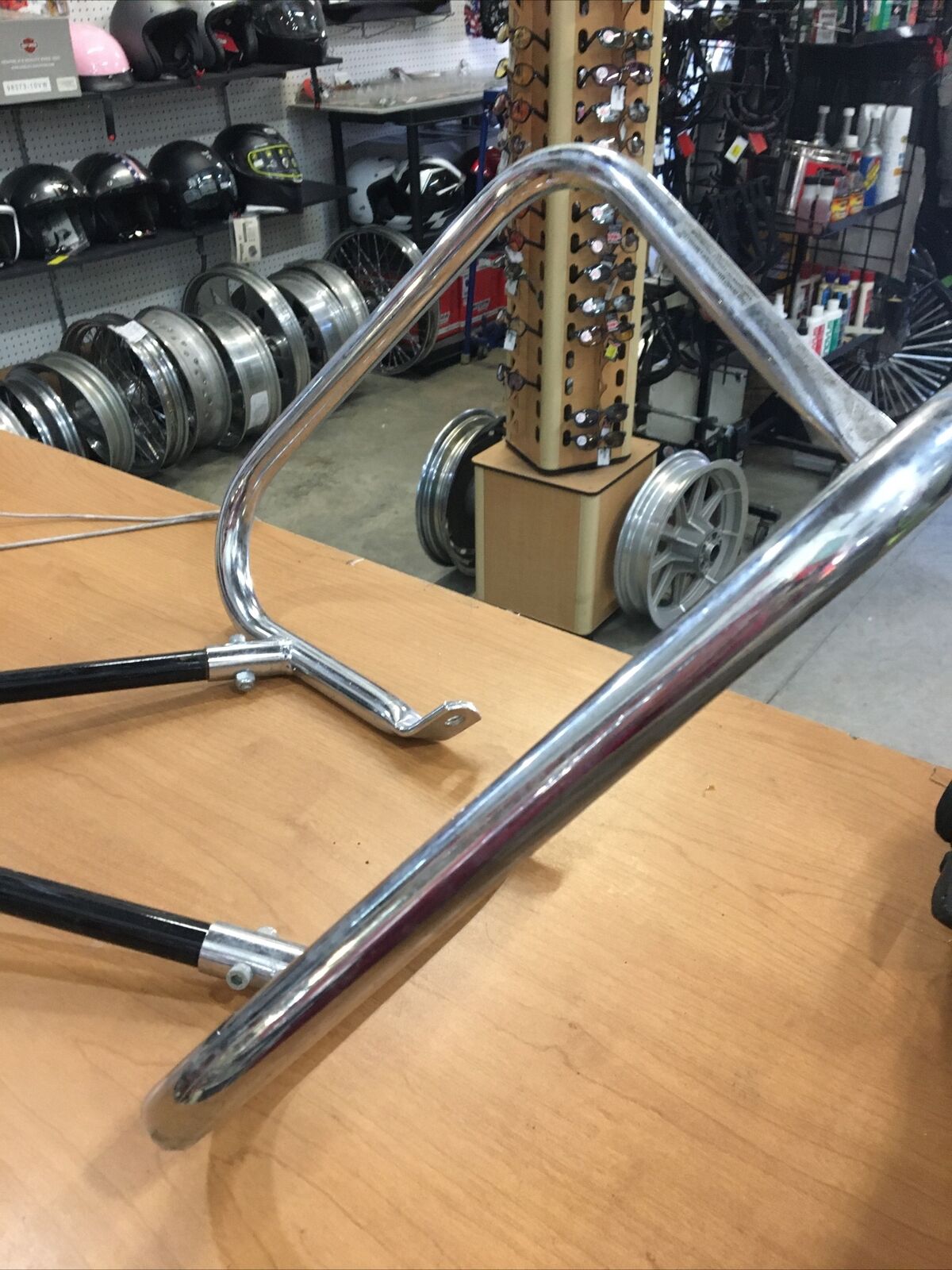 Harley Davidson OEM LH/RH saddlebag guards with supports #49202-97/49203-97