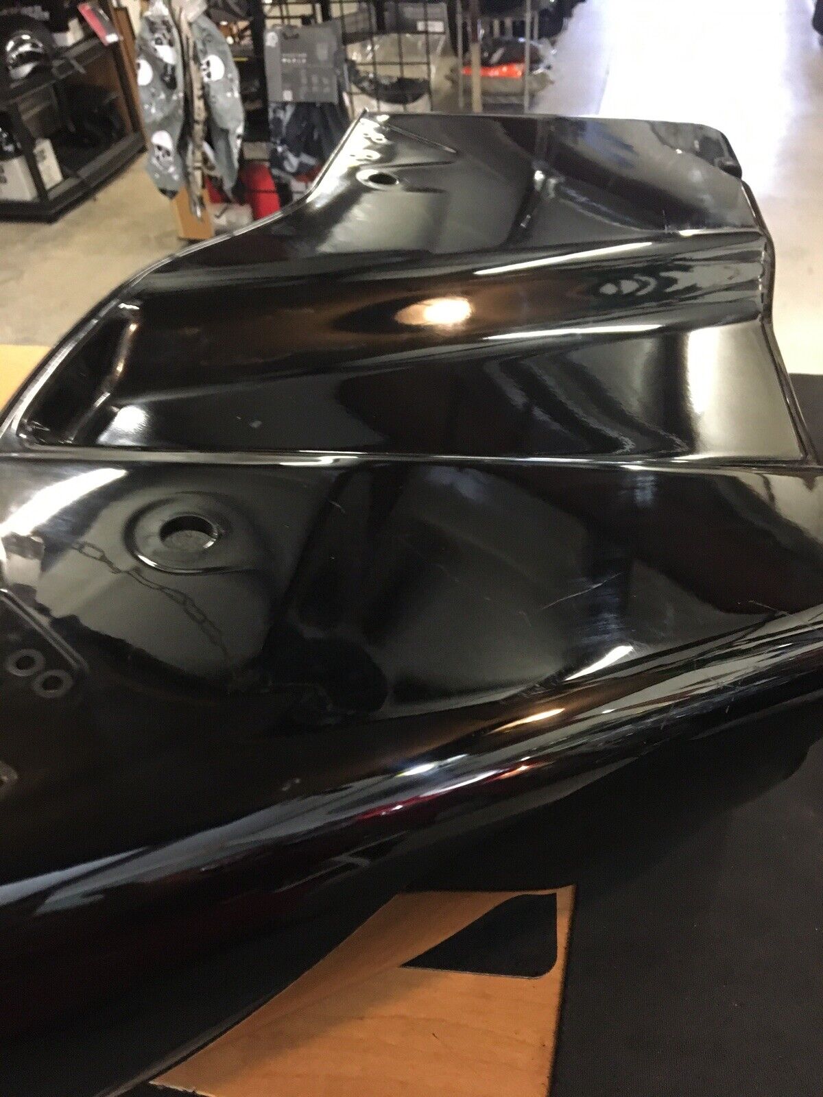 Harley Davidson OEM RH Saddlebag Bottom #90200412