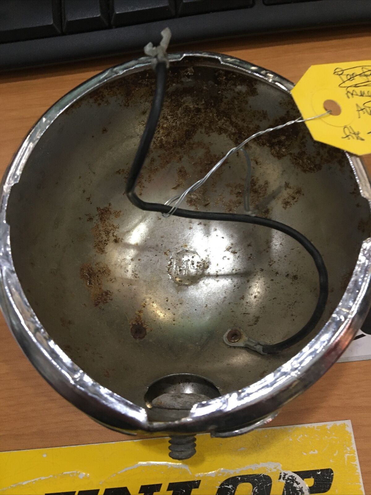 Harley Davidson OEM passing lamp bucket #68671-69C