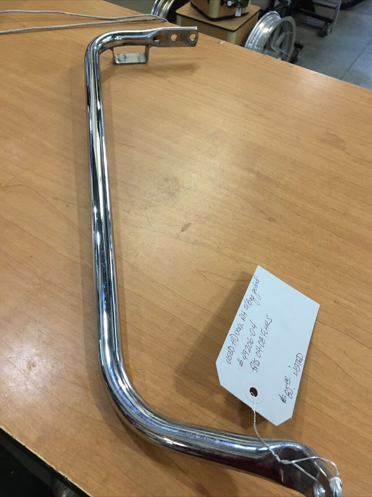 Harley Davidson OEM saddlebag support RH #49206-04