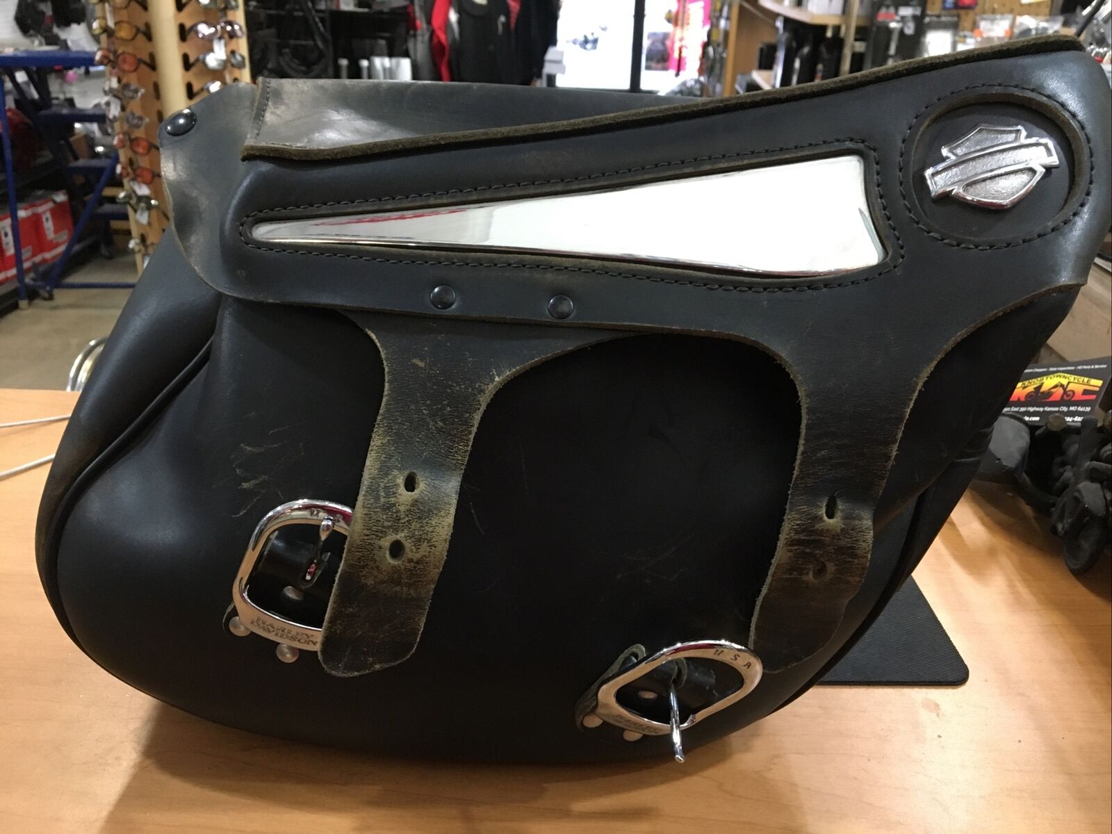 Harley Davidson Softail Saddlebag RH #90144-98
