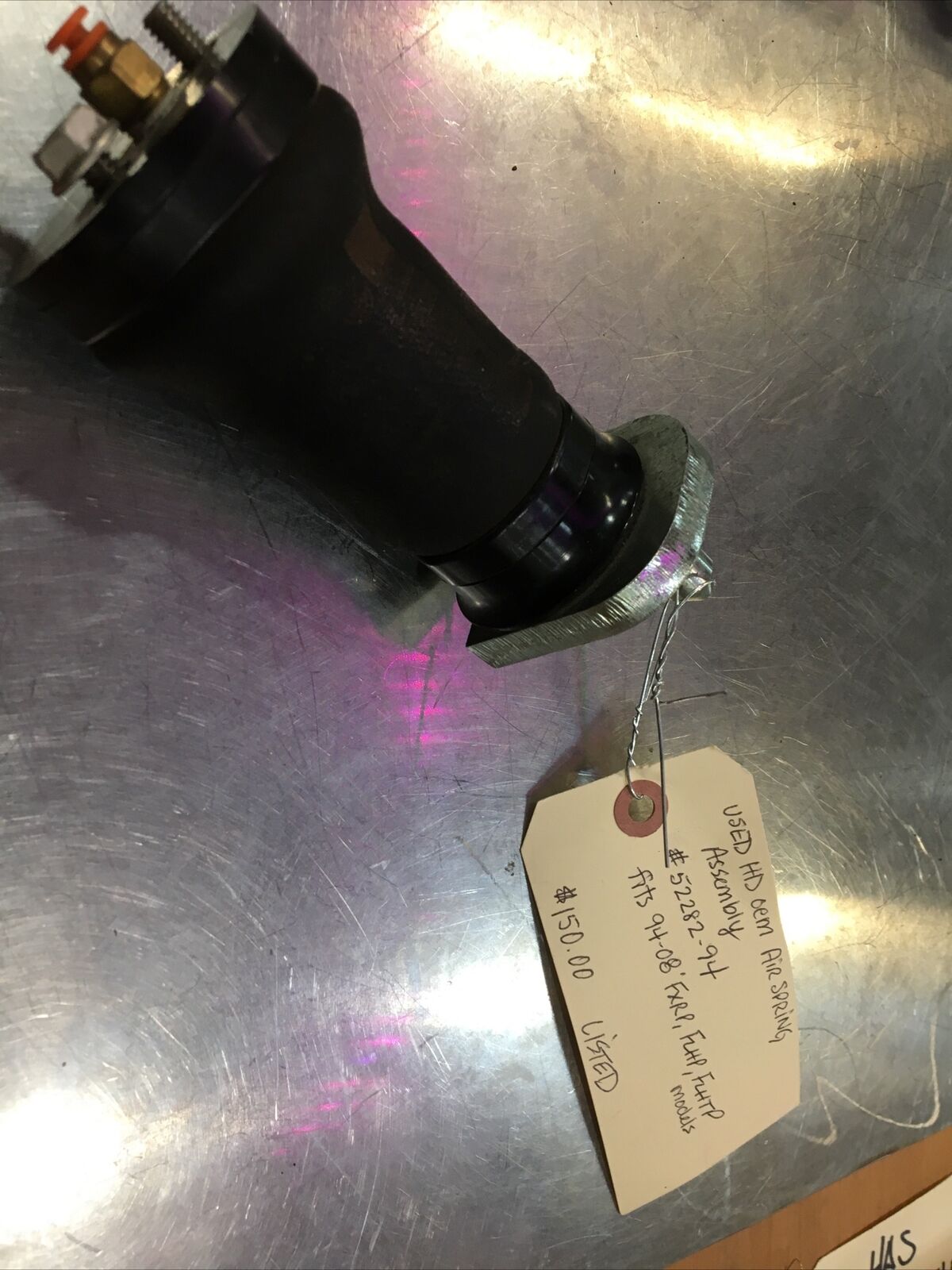 Harley Davidson oem Air Spring Assembly #52282-94