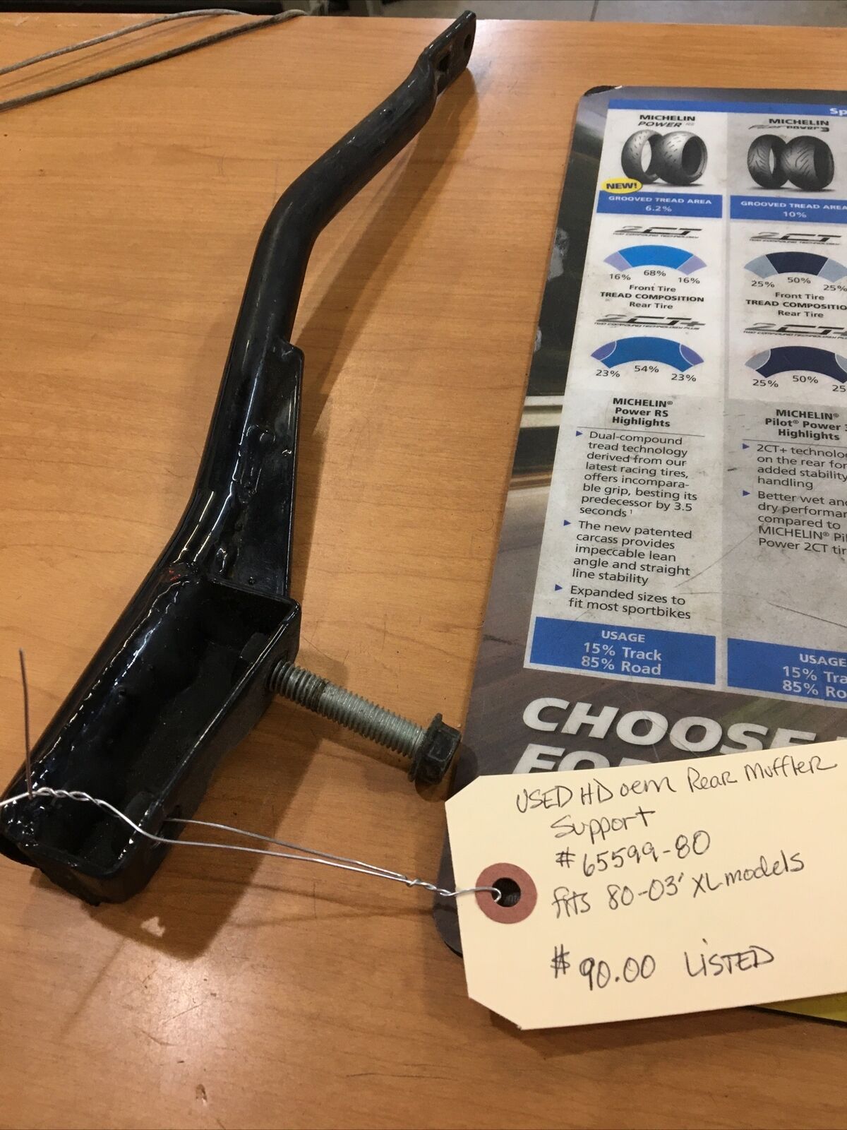 Harley Davidson oem Rear Muffler Support #65599-80