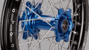 MOOSE OFFROAD Wheel Assembly - SX-1 - Complete - Rear - Black Wheel/Blue Hub - 16x1.85 - Suzuki RM/Yamaha YZ