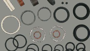 PIVOT WORKS Fork Seal/Bushing Kit - Yamaha