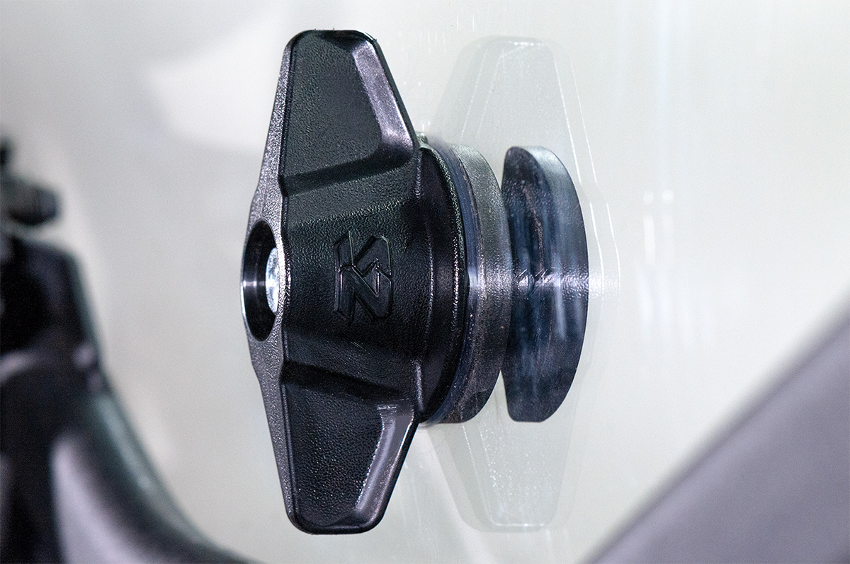 SEIZMIK FOLDING REAR WINDSHEILD - Image 6