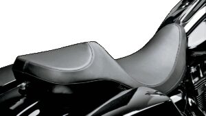 LE PERA Super Villain Seat - Smooth - Black - FL '08-'23